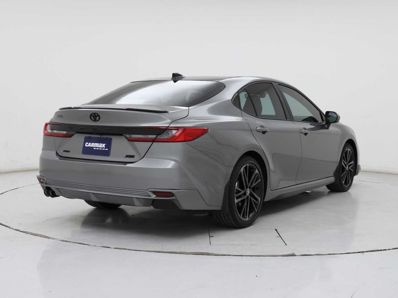 2026 Toyota Camry XSE - Photo 9