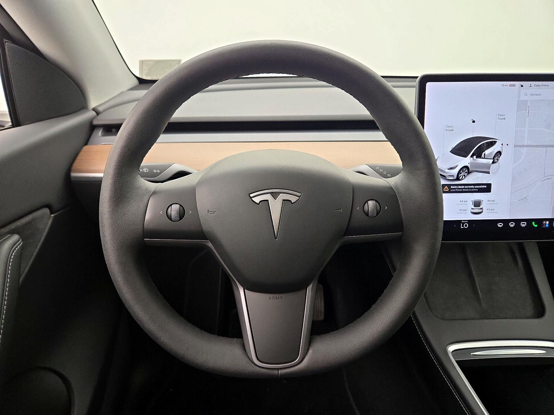 Thumbnail: 2022 Tesla Model Y - 10