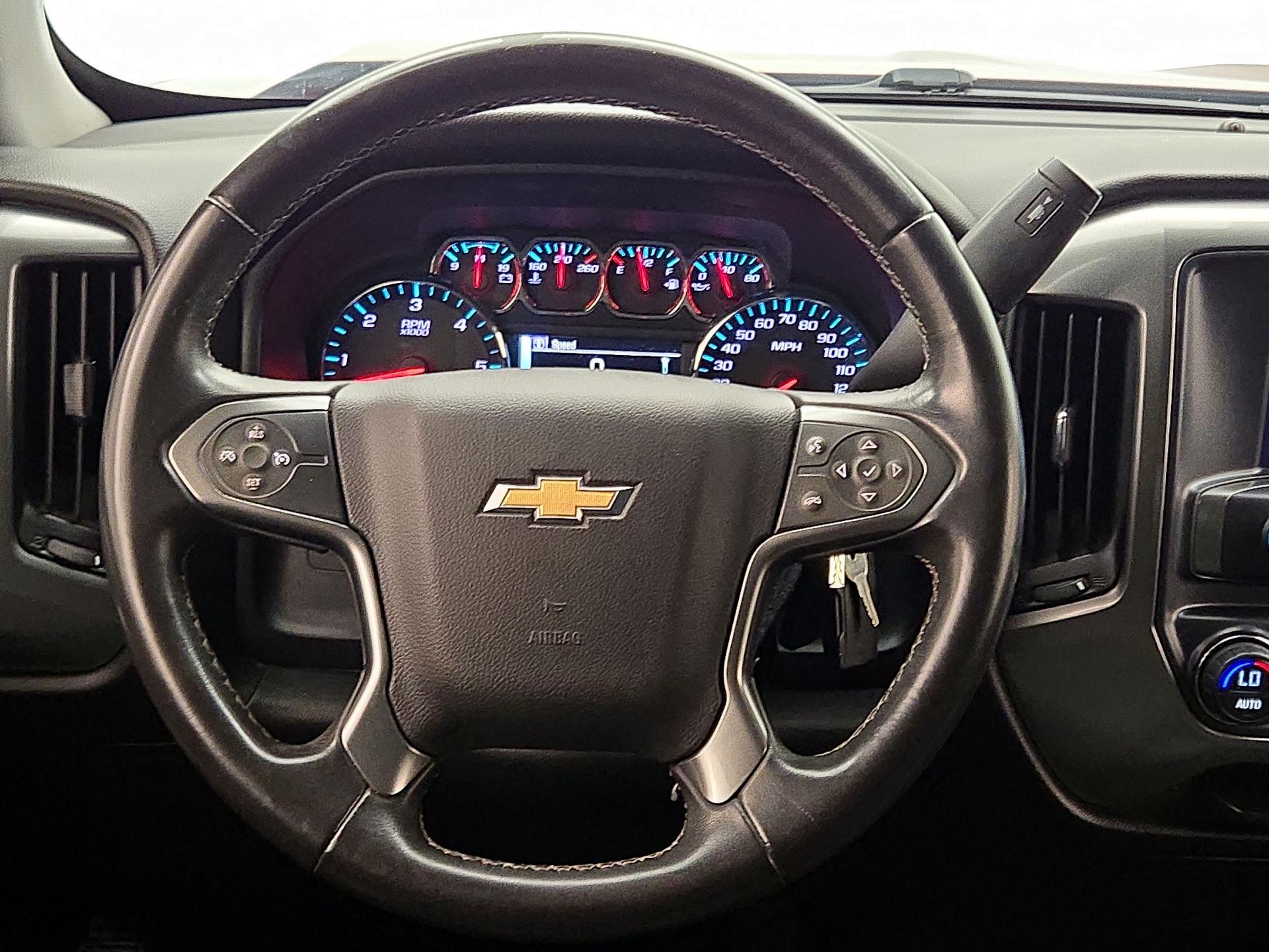 Thumbnail: 2017 Chevrolet Silverado 1500 - 10