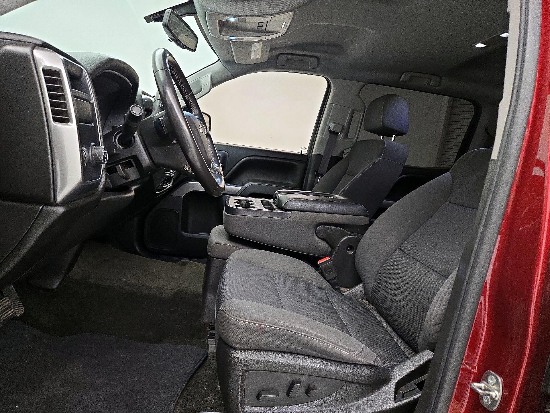 Thumbnail: 2017 Chevrolet Silverado 1500 - 11