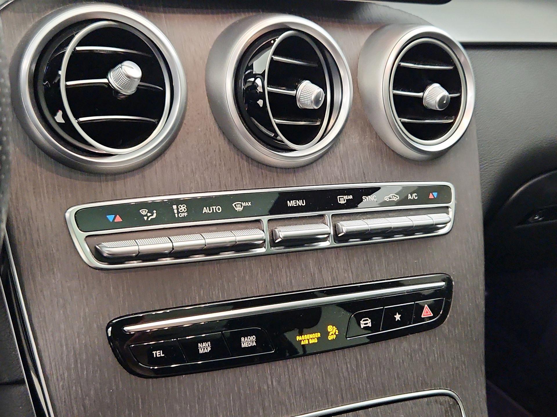 Thumbnail: 2020 Mercedes-Benz GLC - 16