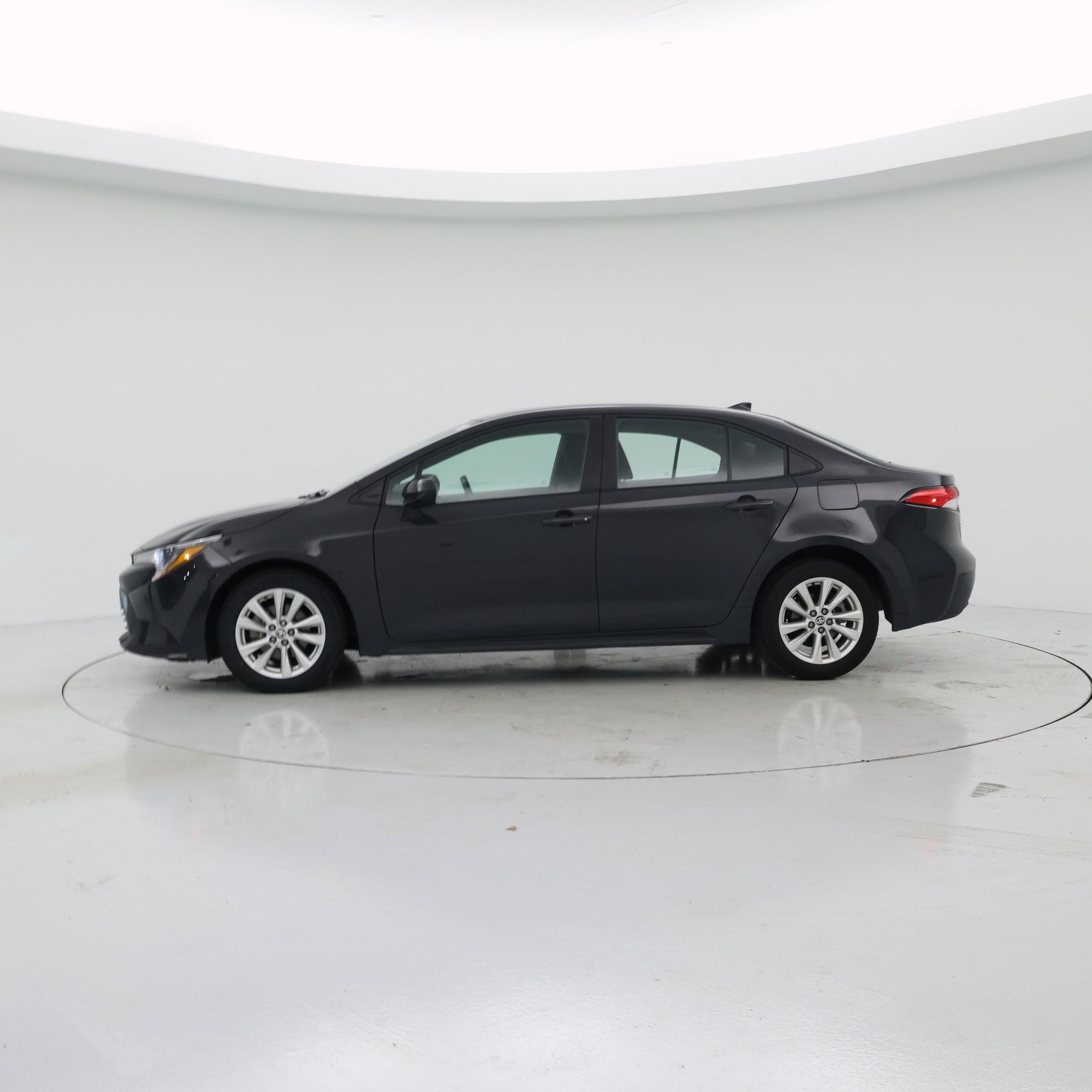 Thumbnail: 2024 Toyota Corolla - 3