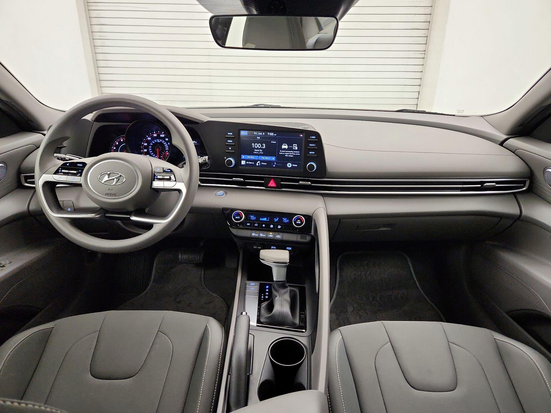 Thumbnail: 2023 Hyundai Elantra - 9