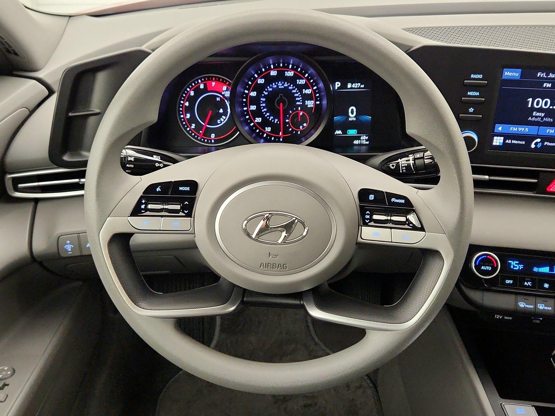 Thumbnail: 2023 Hyundai Elantra - 10