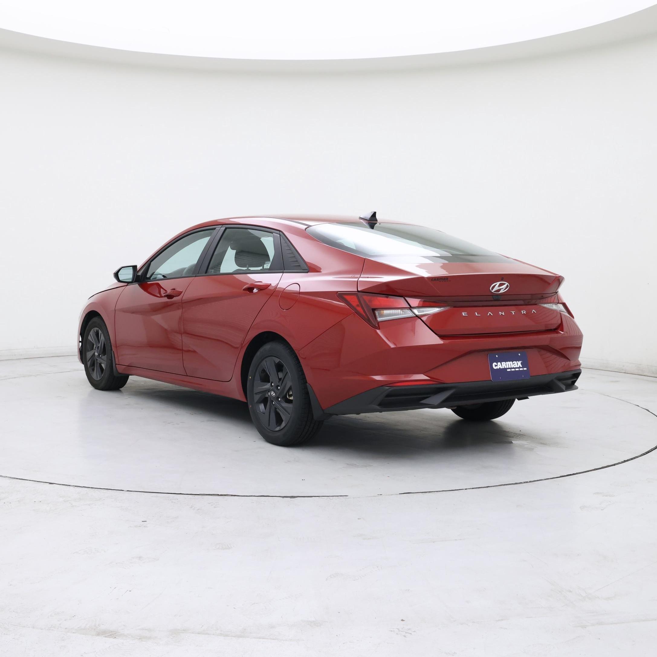 Thumbnail: 2023 Hyundai Elantra - 2
