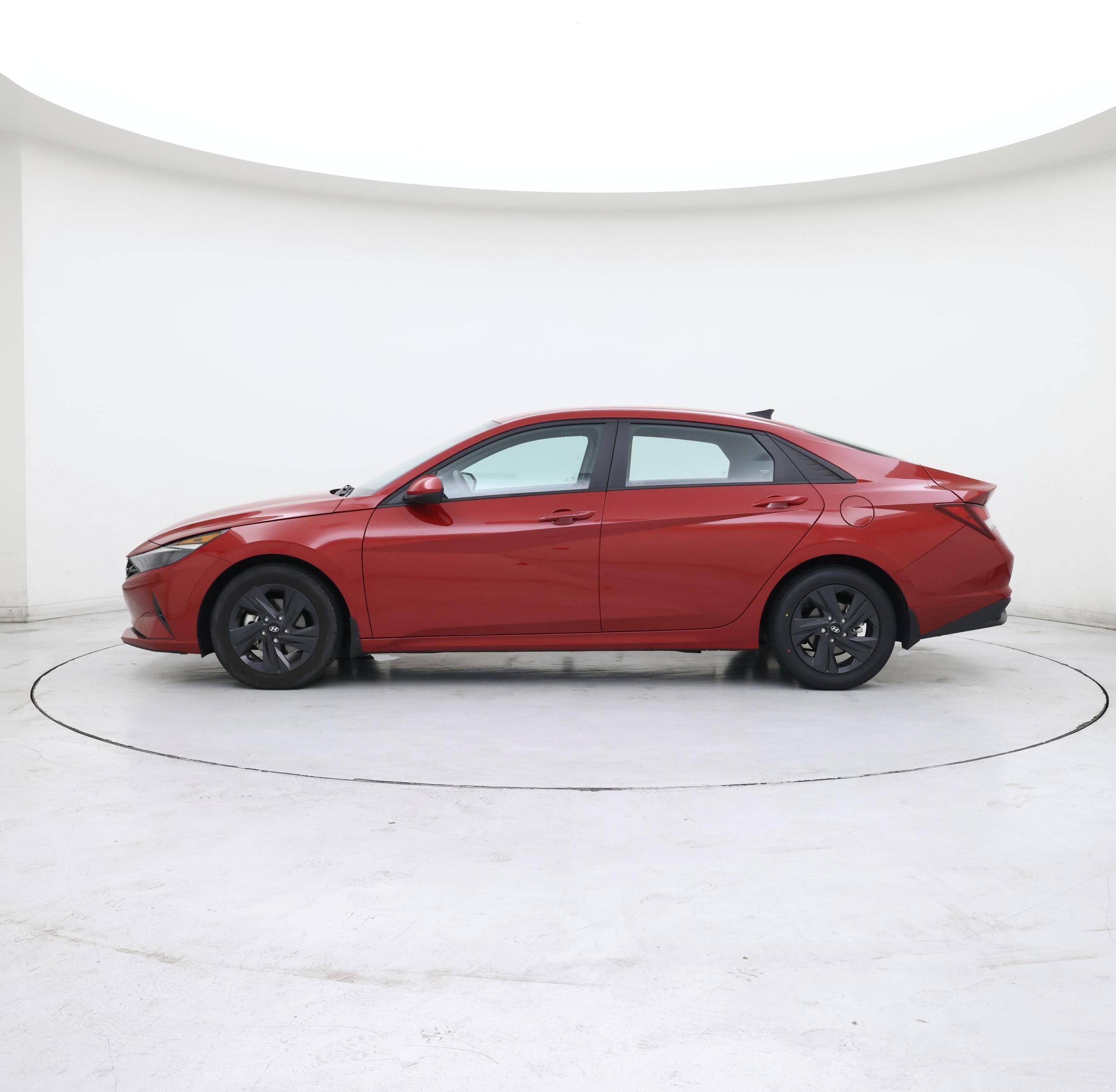 Thumbnail: 2023 Hyundai Elantra - 3