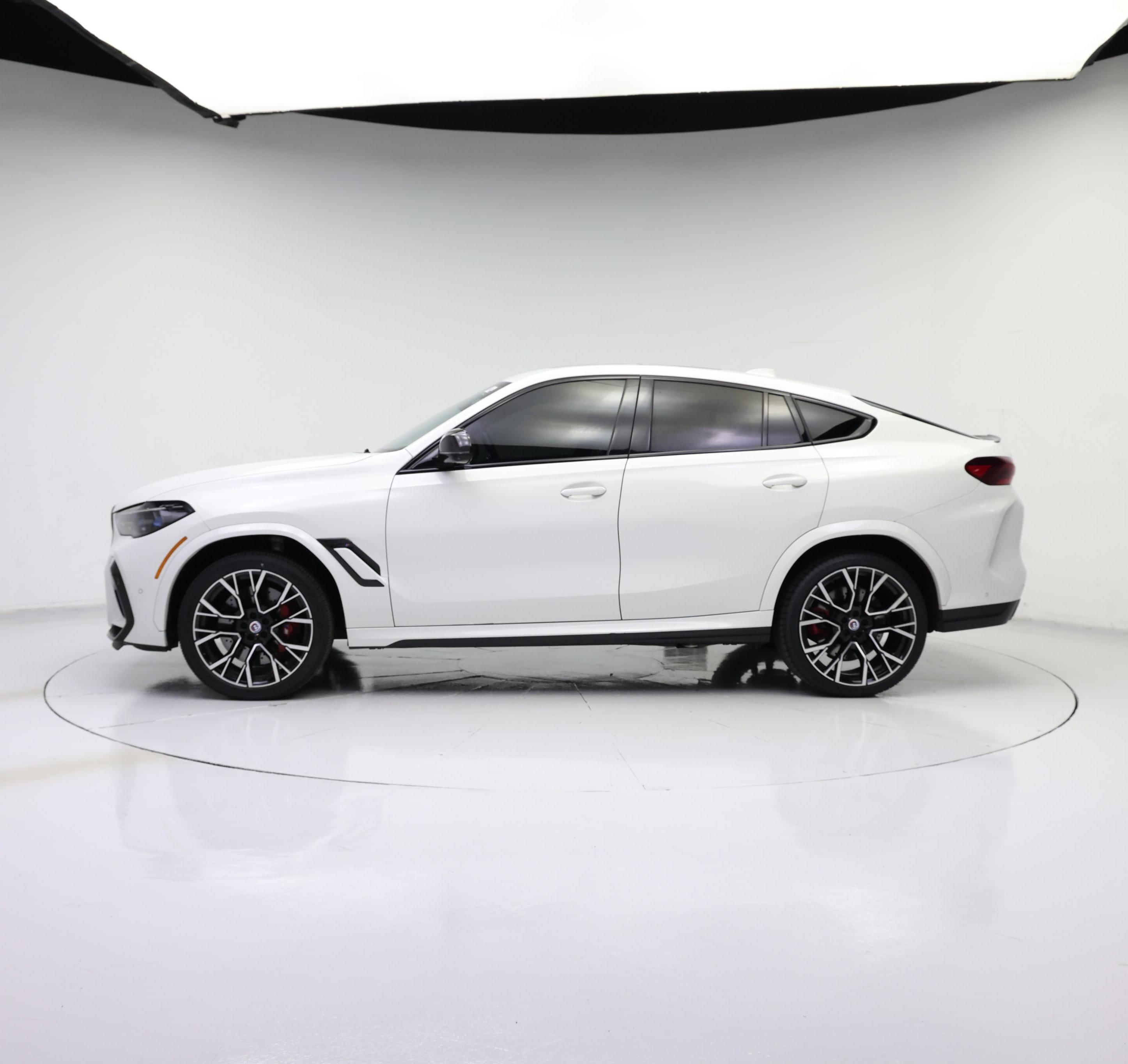 Thumbnail: 2023 BMW X6 - 3