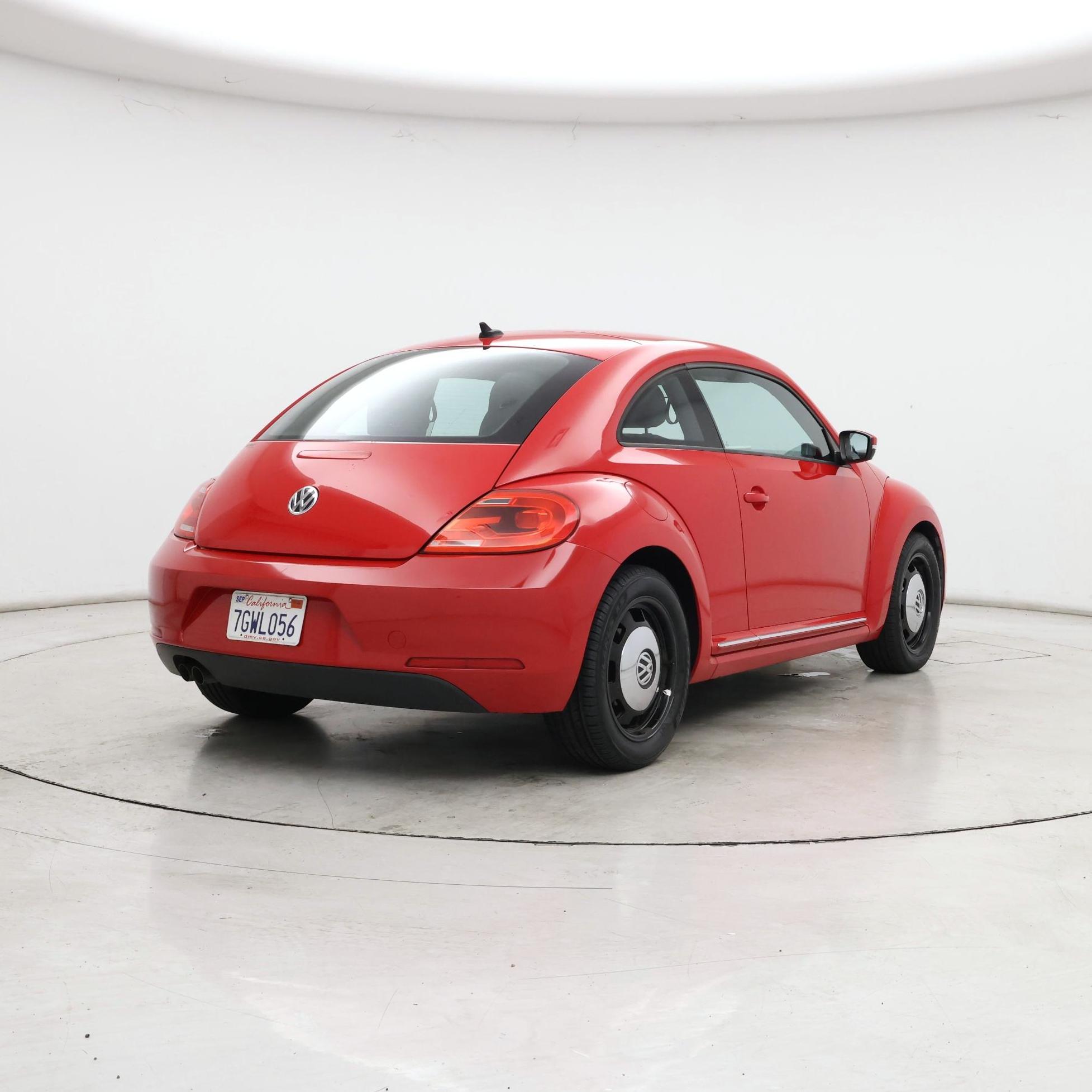Thumbnail: 2014 Volkswagen Beetle - 8