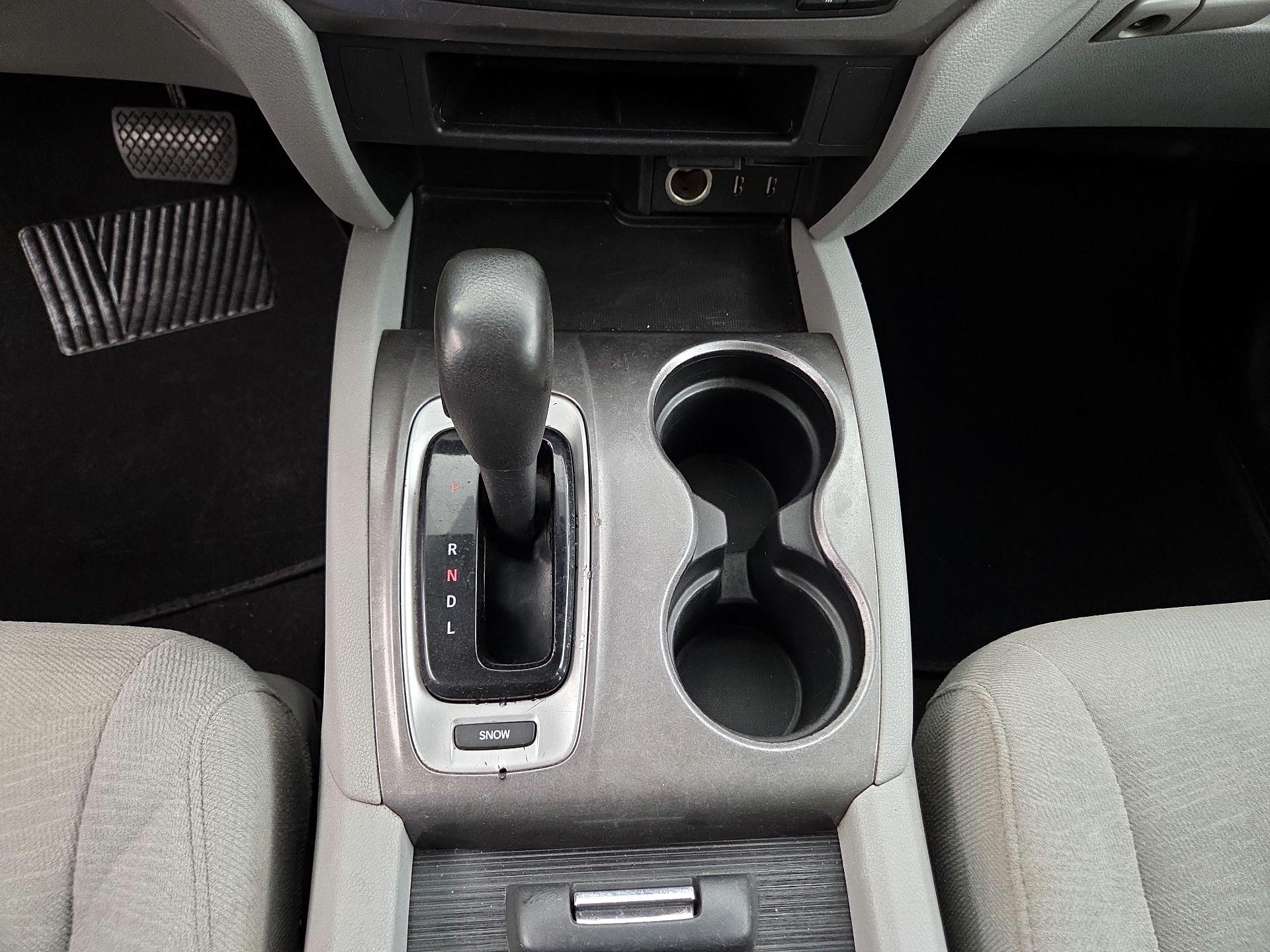 Thumbnail: 2016 Honda Pilot - 17