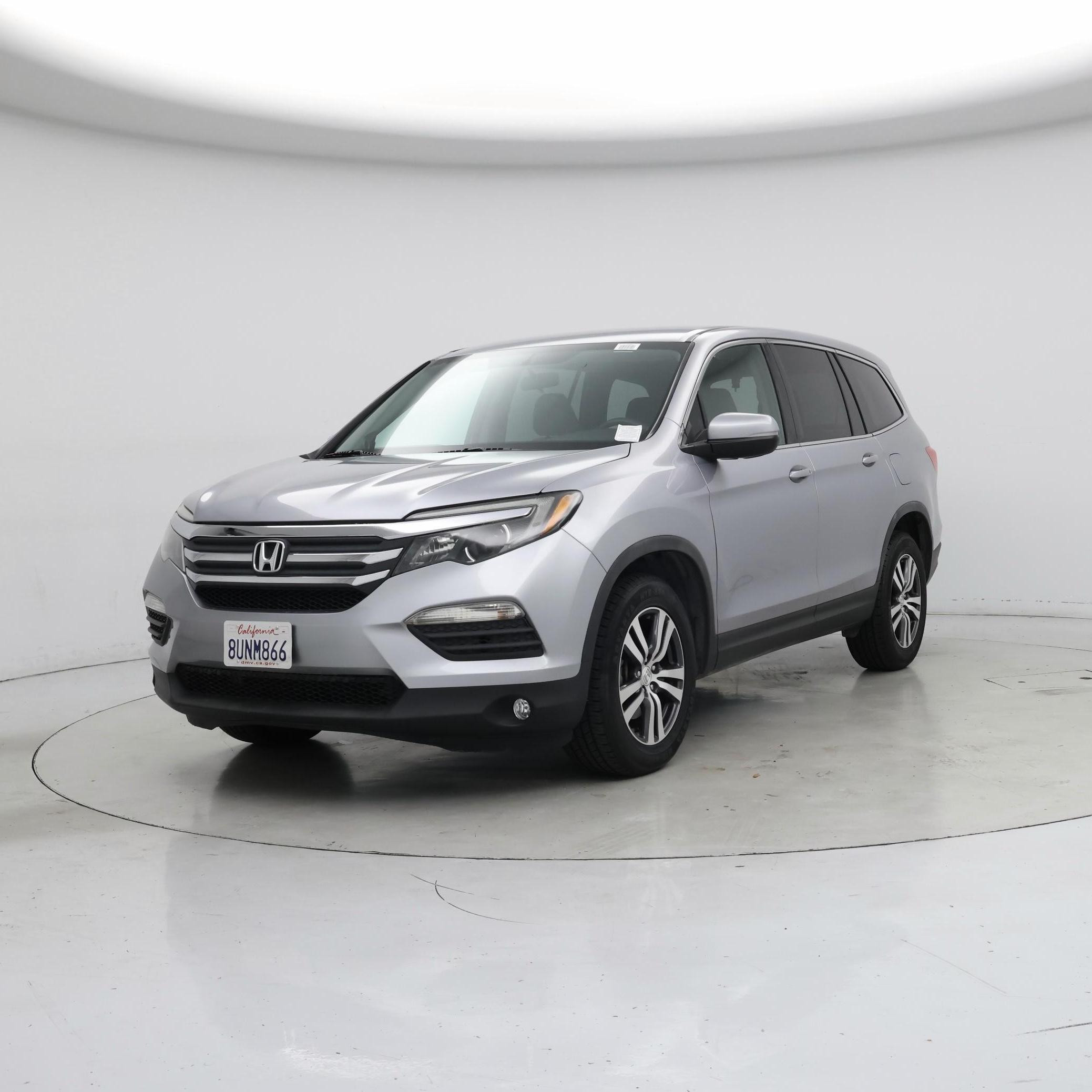 Thumbnail: 2016 Honda Pilot - 4