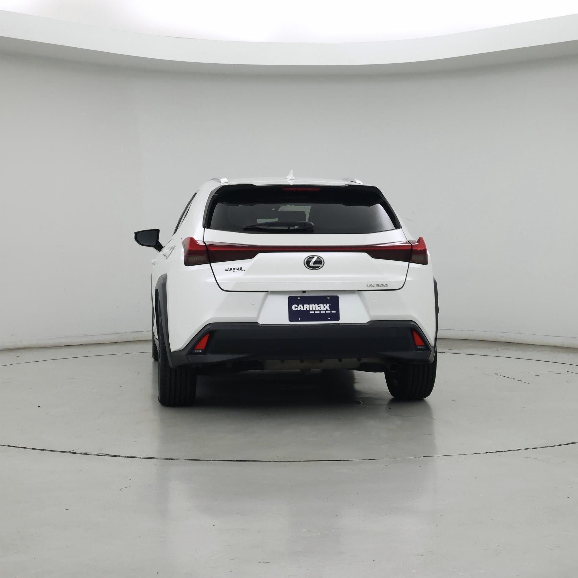 Thumbnail: 2020 Lexus UX - 6