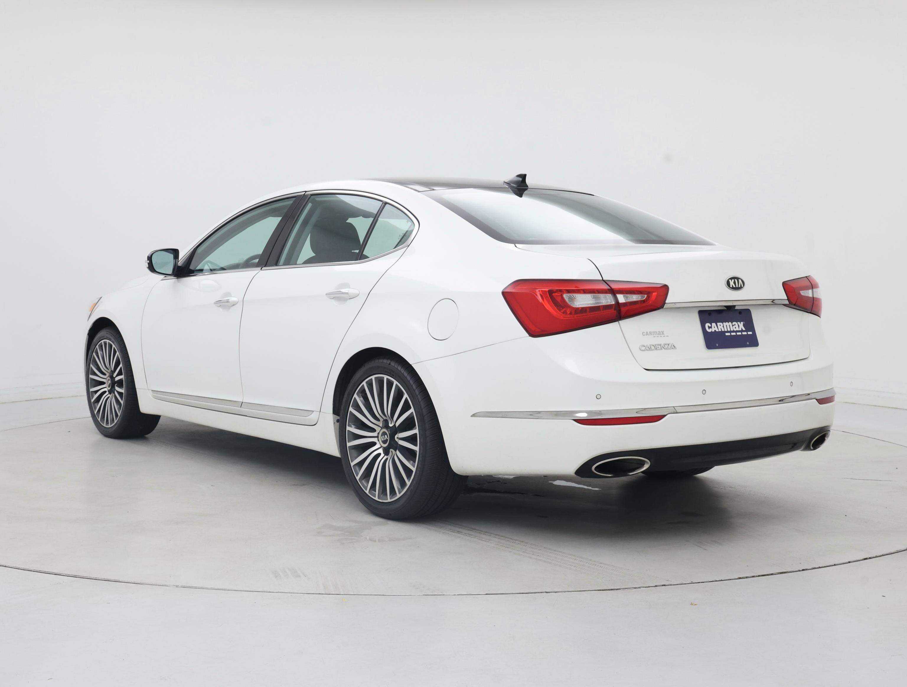 Thumbnail: 2015 Kia Cadenza - 2