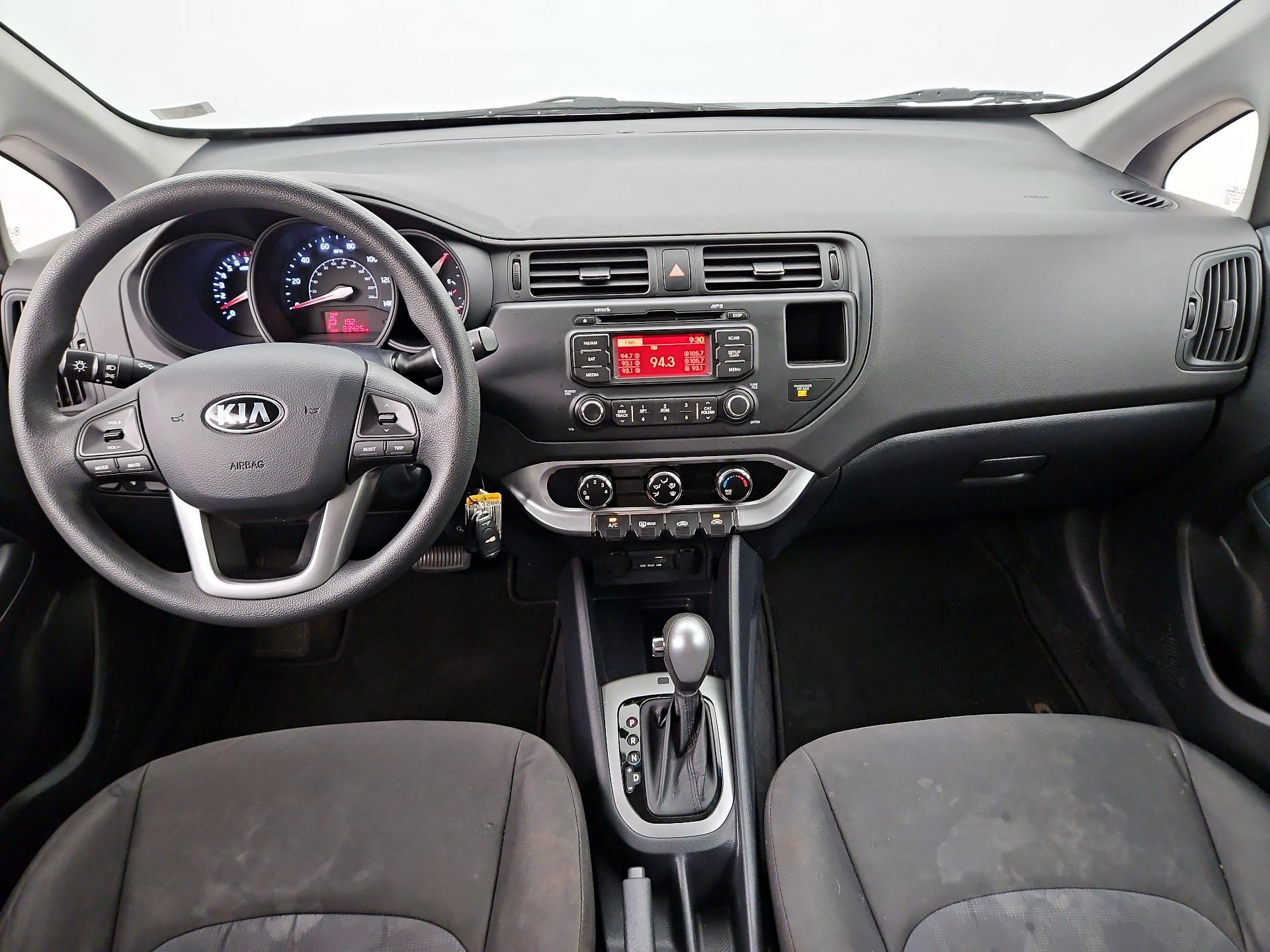 Thumbnail: 2015 Kia Rio - 9