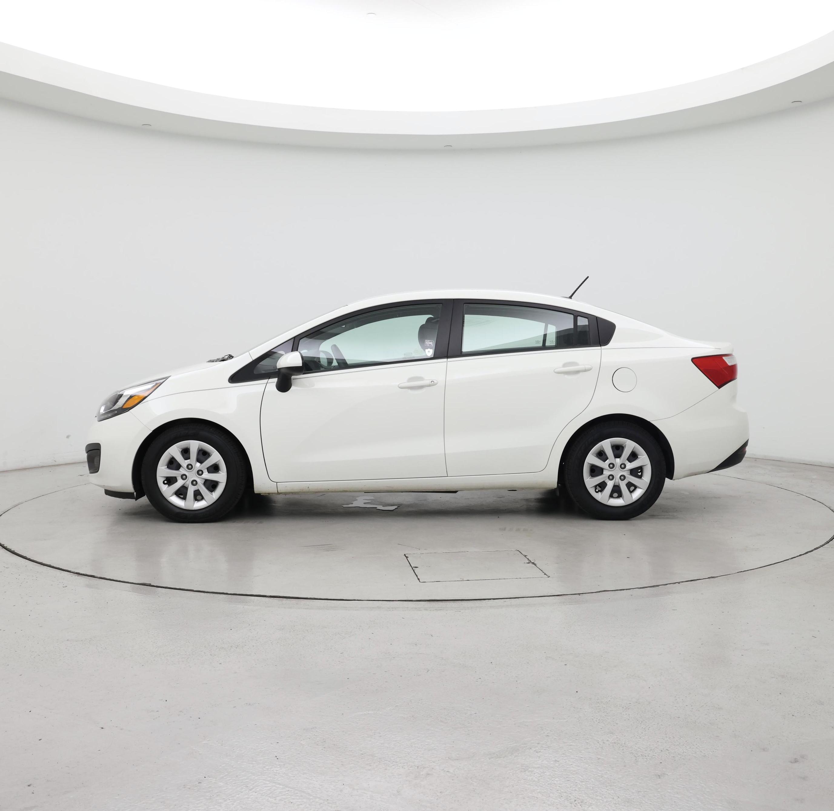 Thumbnail: 2015 Kia Rio - 3