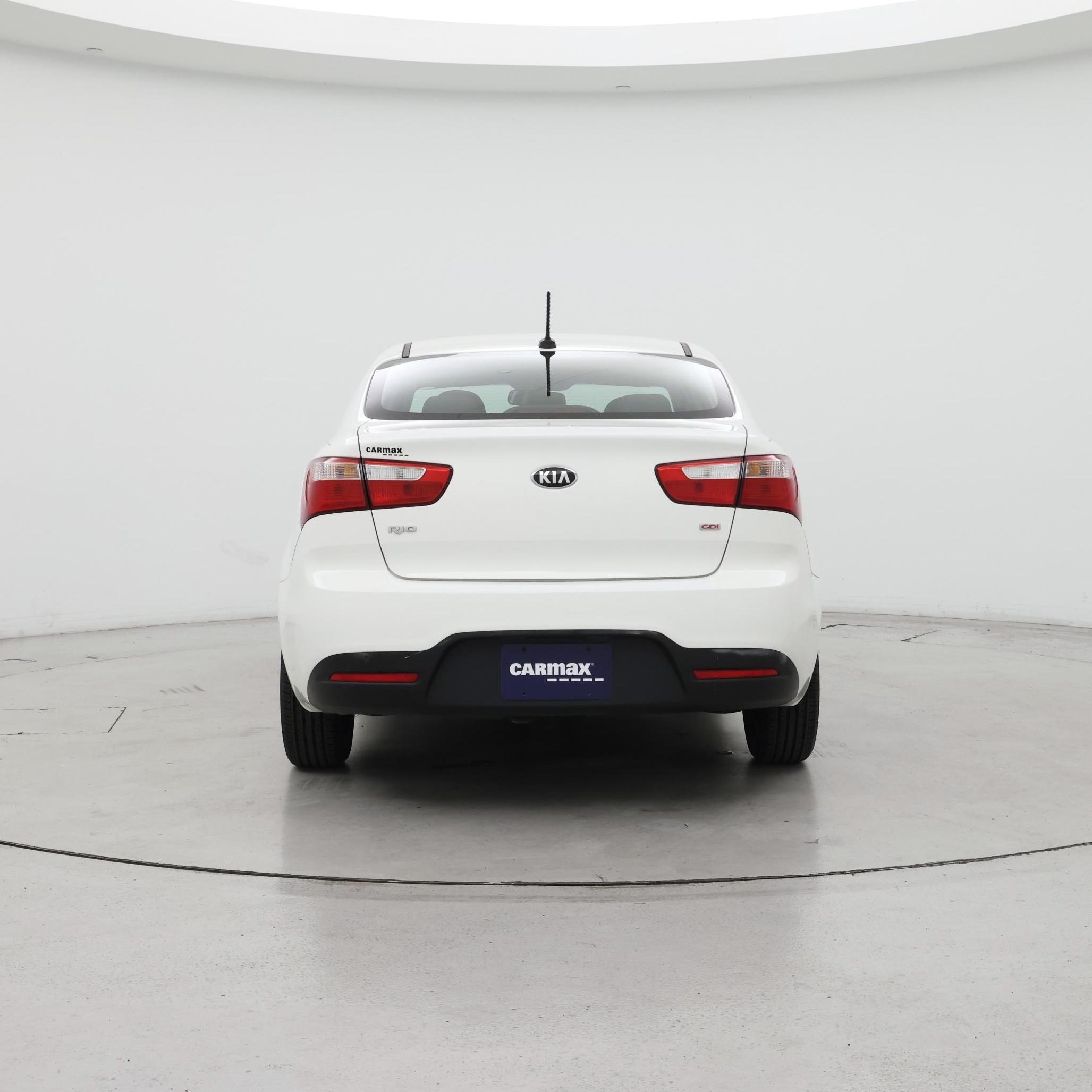Thumbnail: 2015 Kia Rio - 6