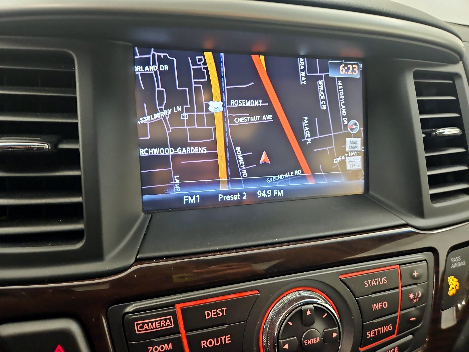 Thumbnail: 2016 Nissan Pathfinder - 14