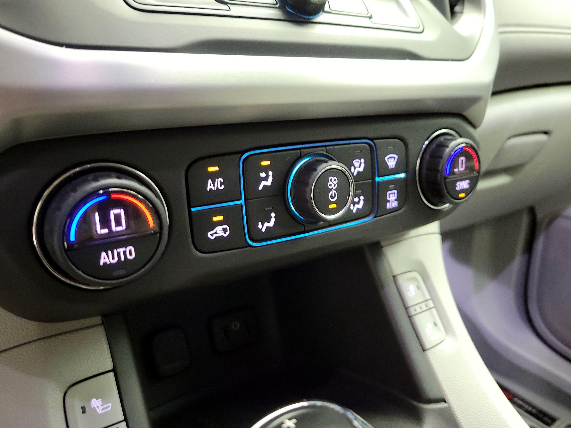 Thumbnail: 2017 GMC Acadia - 14