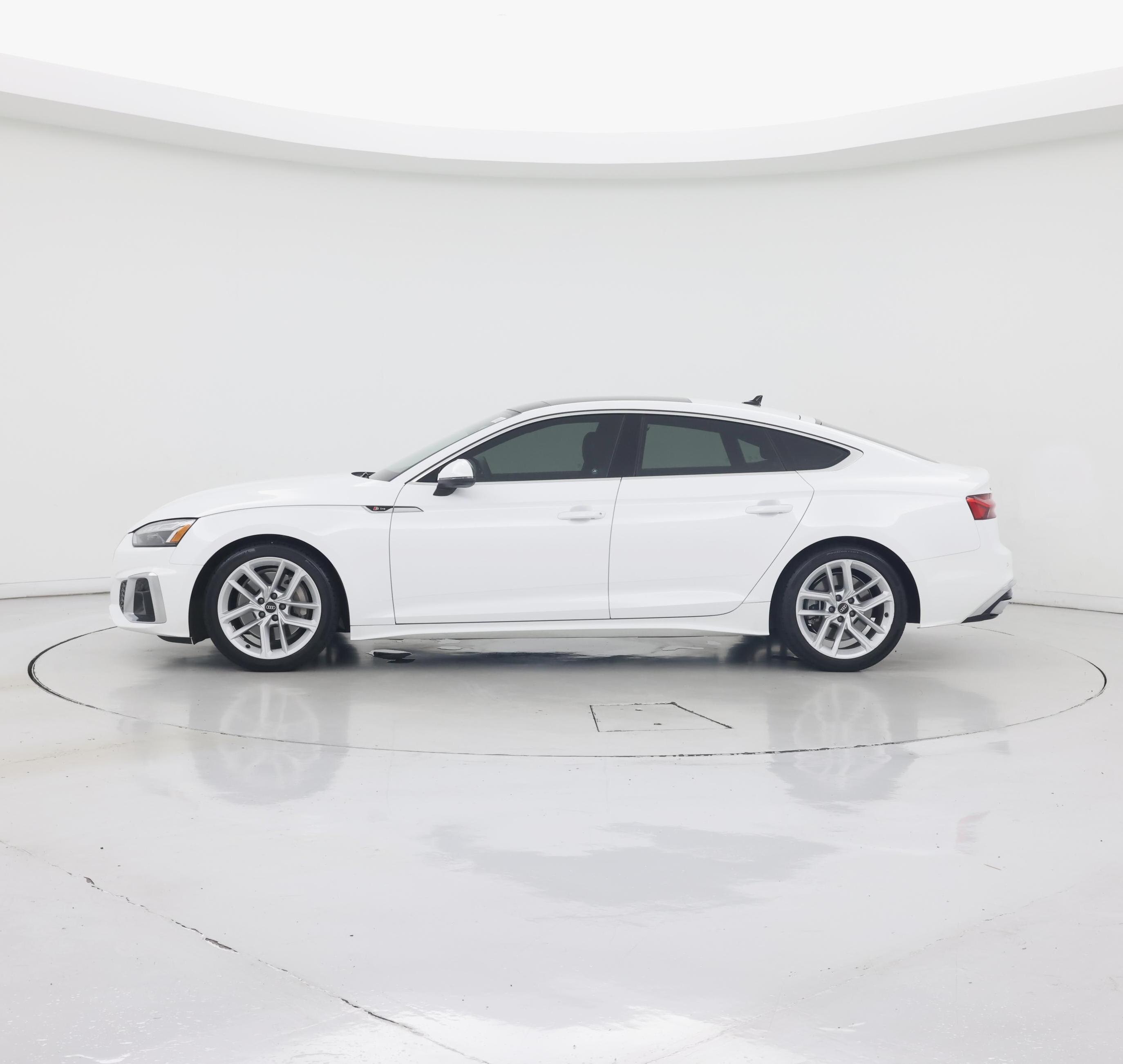 Thumbnail: 2023 Audi A5 - 3