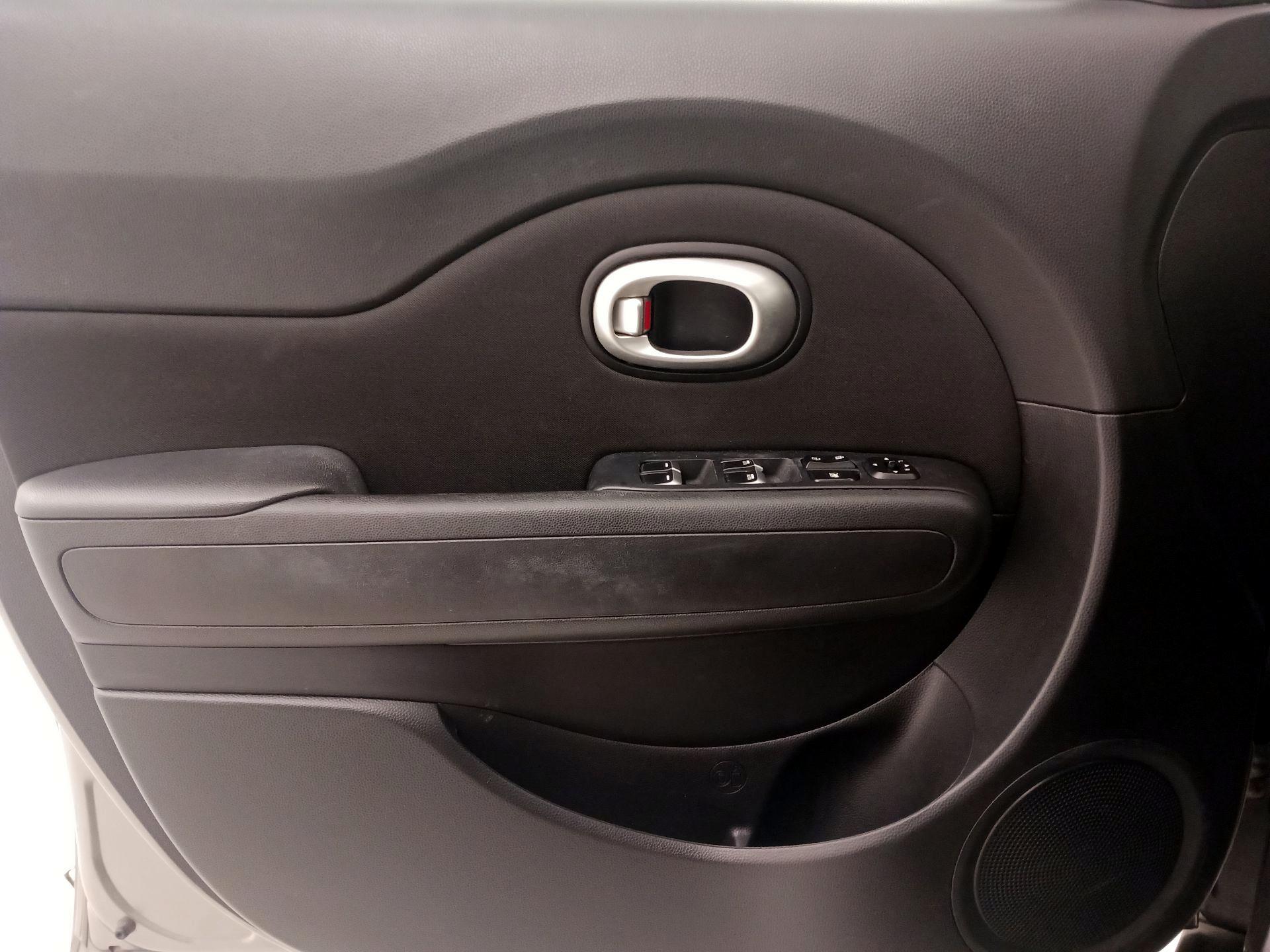Thumbnail: 2019 Kia Soul - 12