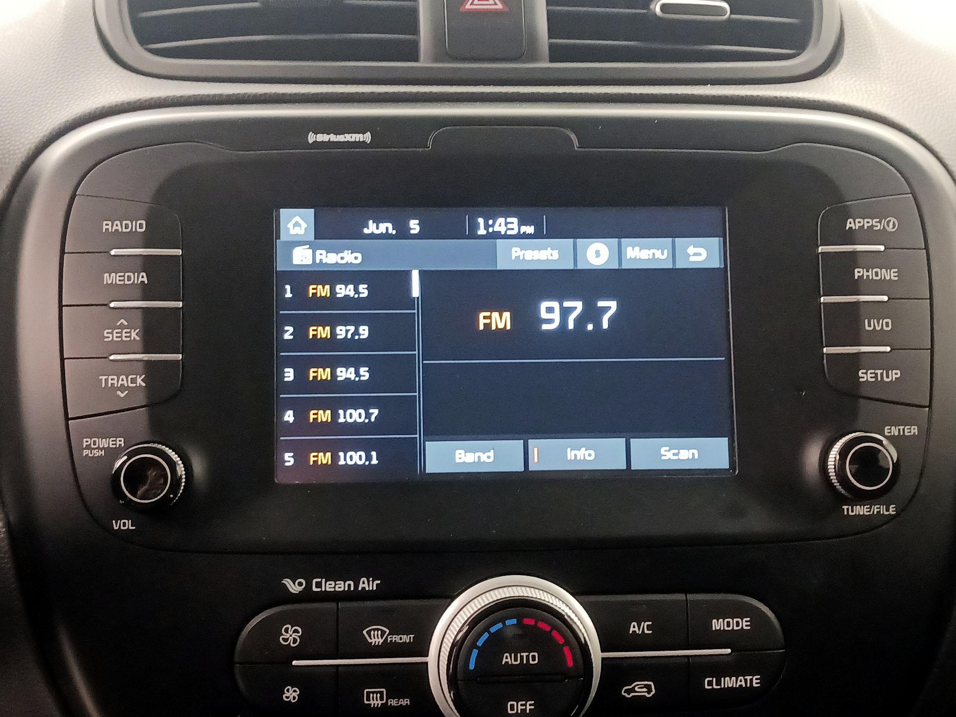 Thumbnail: 2019 Kia Soul - 15