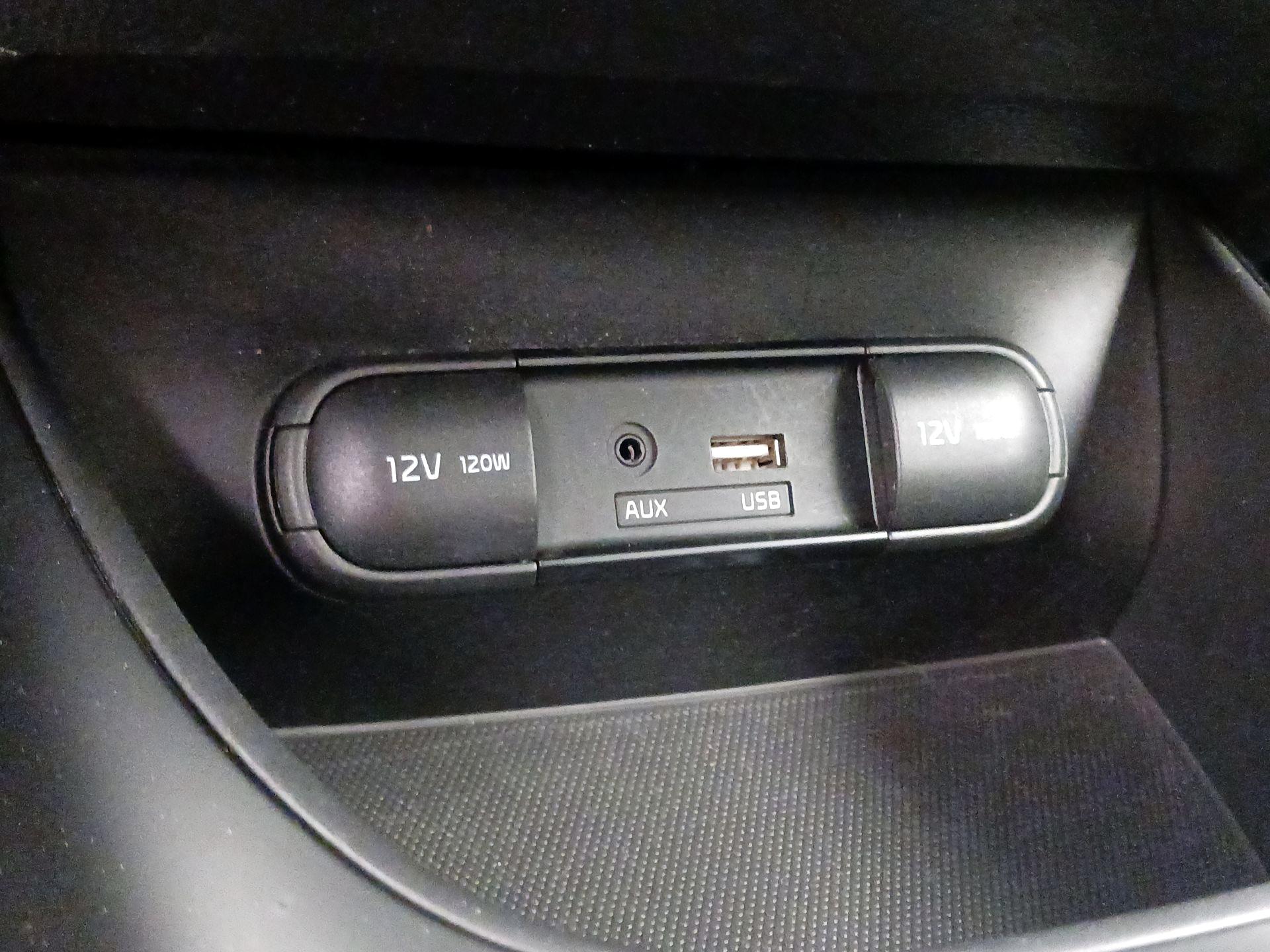Thumbnail: 2019 Kia Soul - 18