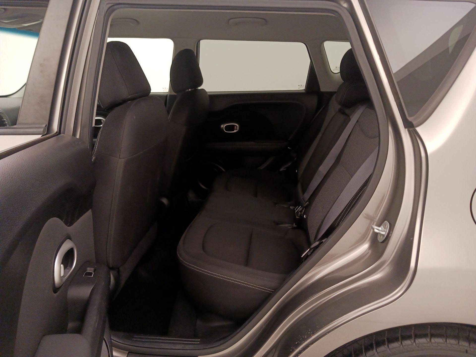 Thumbnail: 2019 Kia Soul - 19