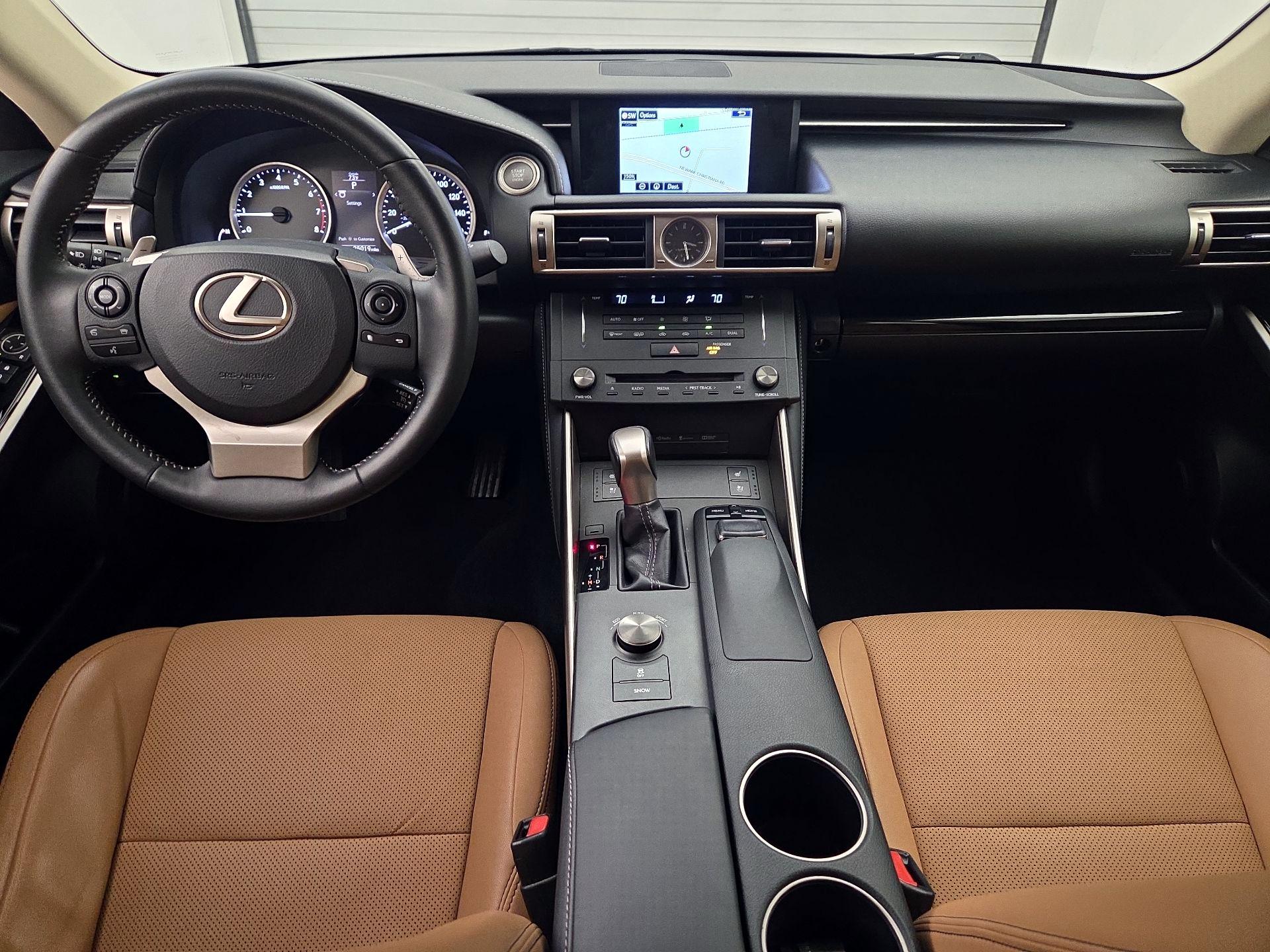 Thumbnail: 2015 Lexus IS - 9