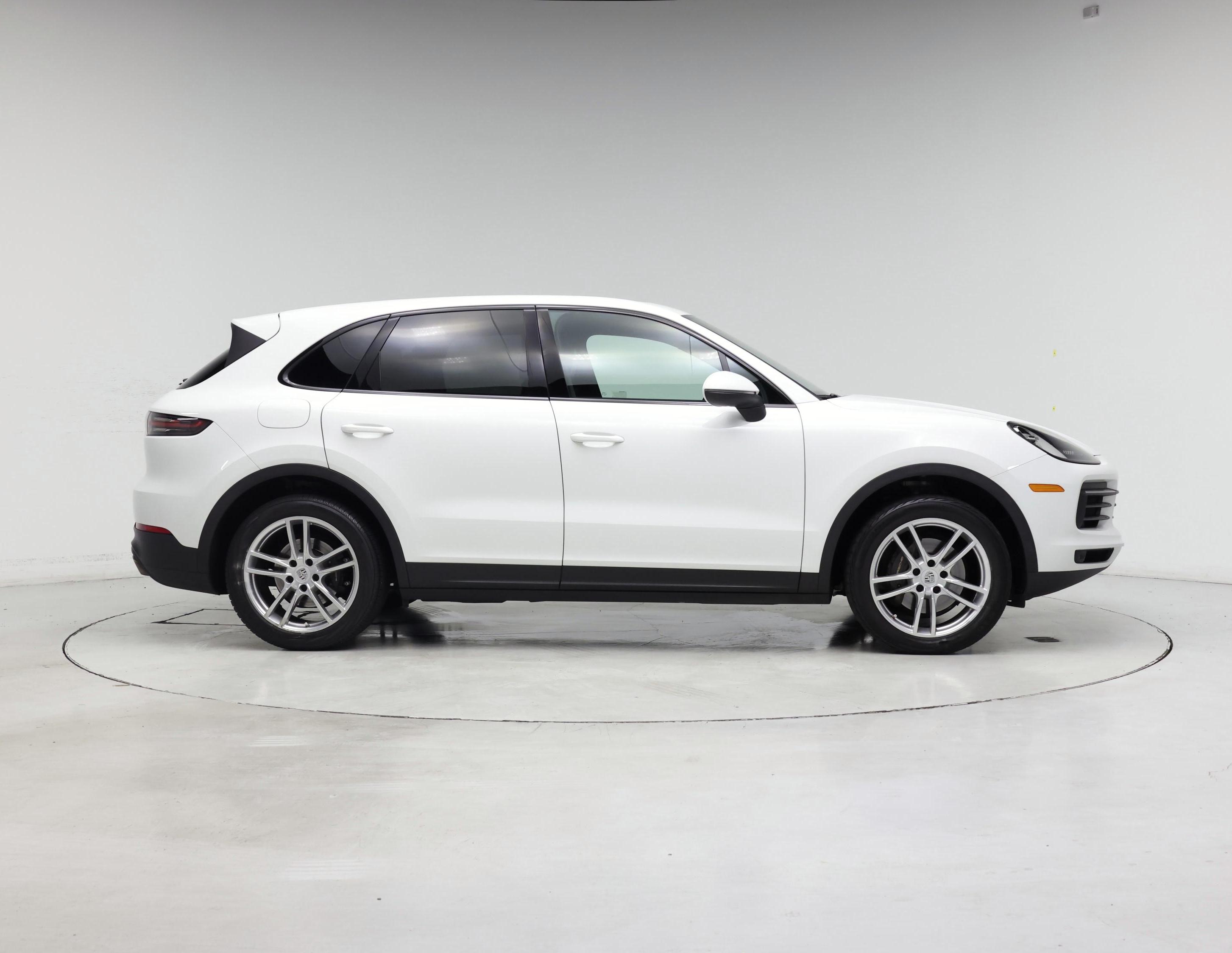 Thumbnail: 2019 Porsche Cayenne - 7