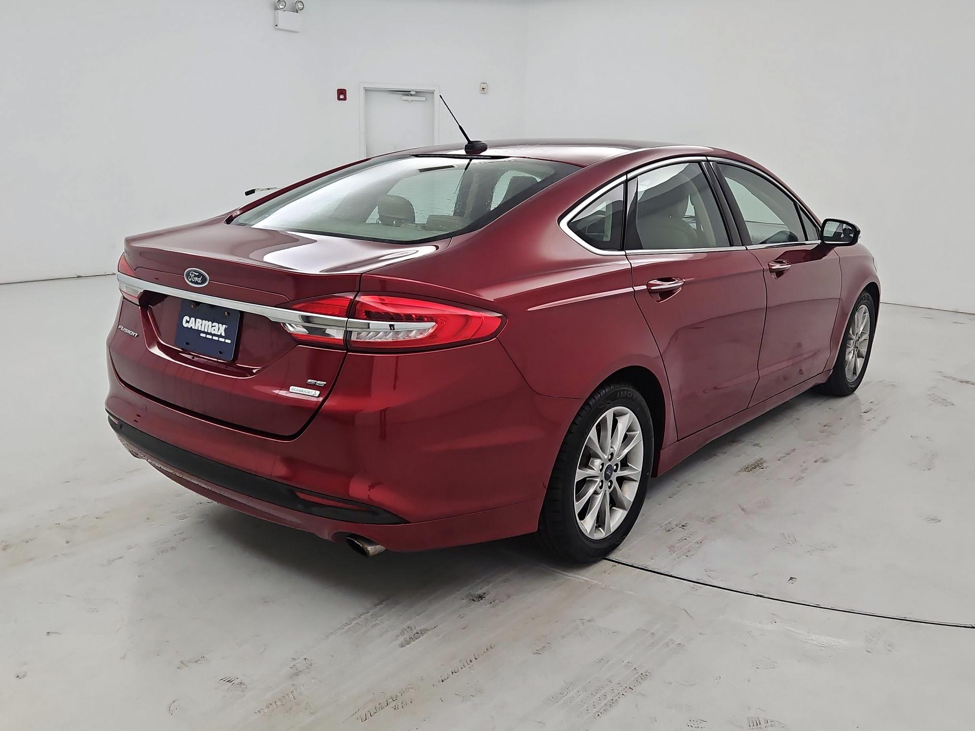 Thumbnail: 2017 Ford Fusion - 5