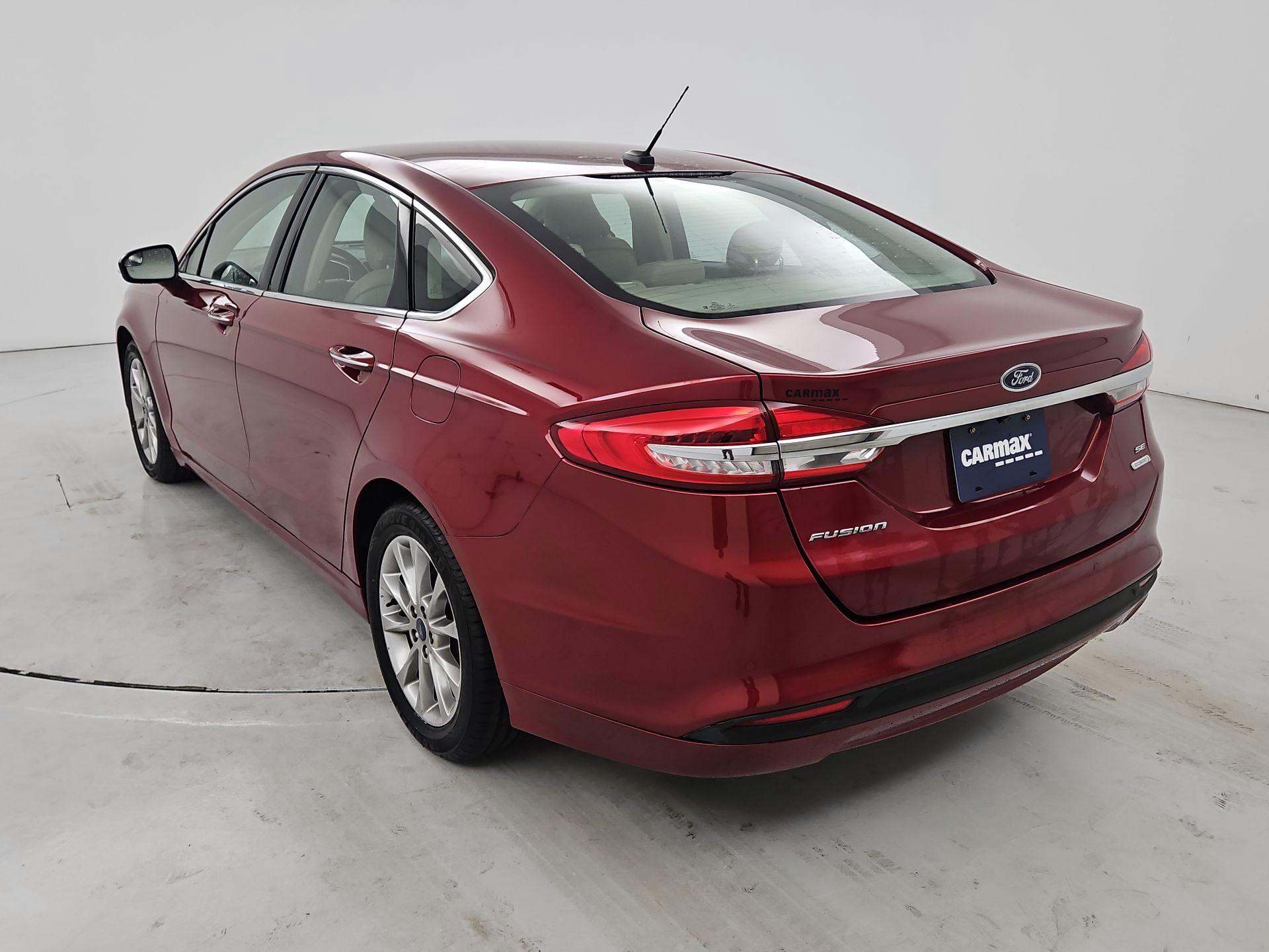 Thumbnail: 2017 Ford Fusion - 7