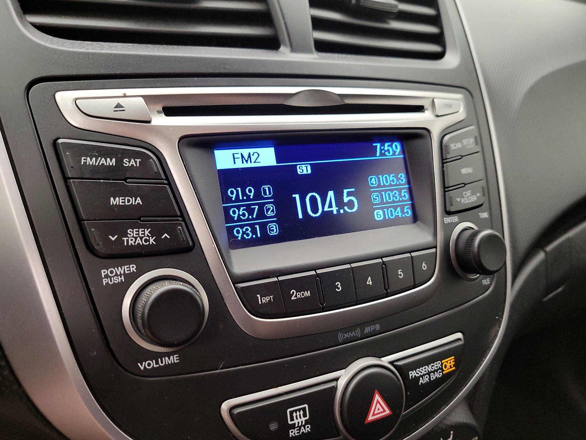 Thumbnail: 2016 Hyundai Accent - 14