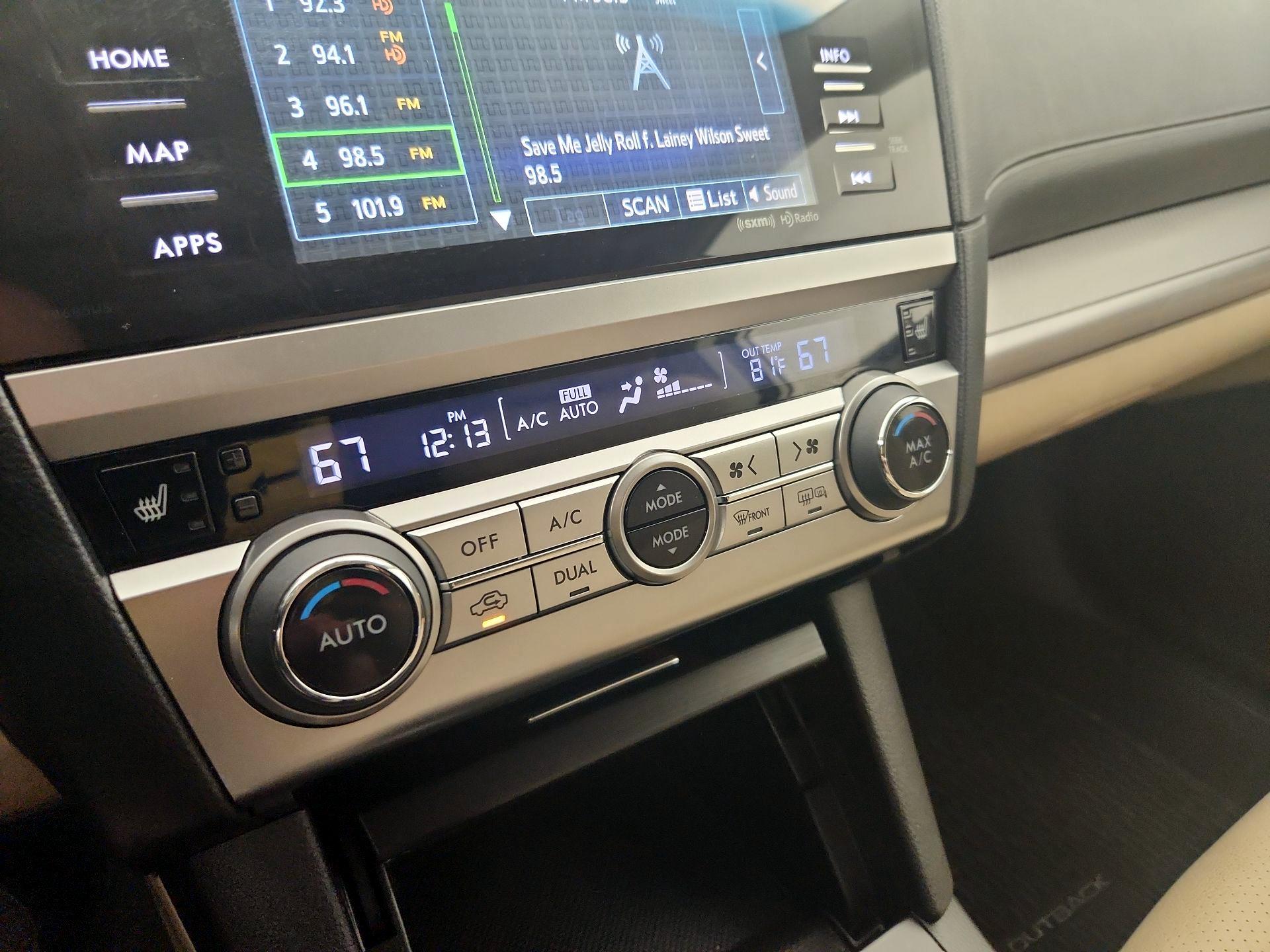 Thumbnail: 2016 Subaru Outback - 17