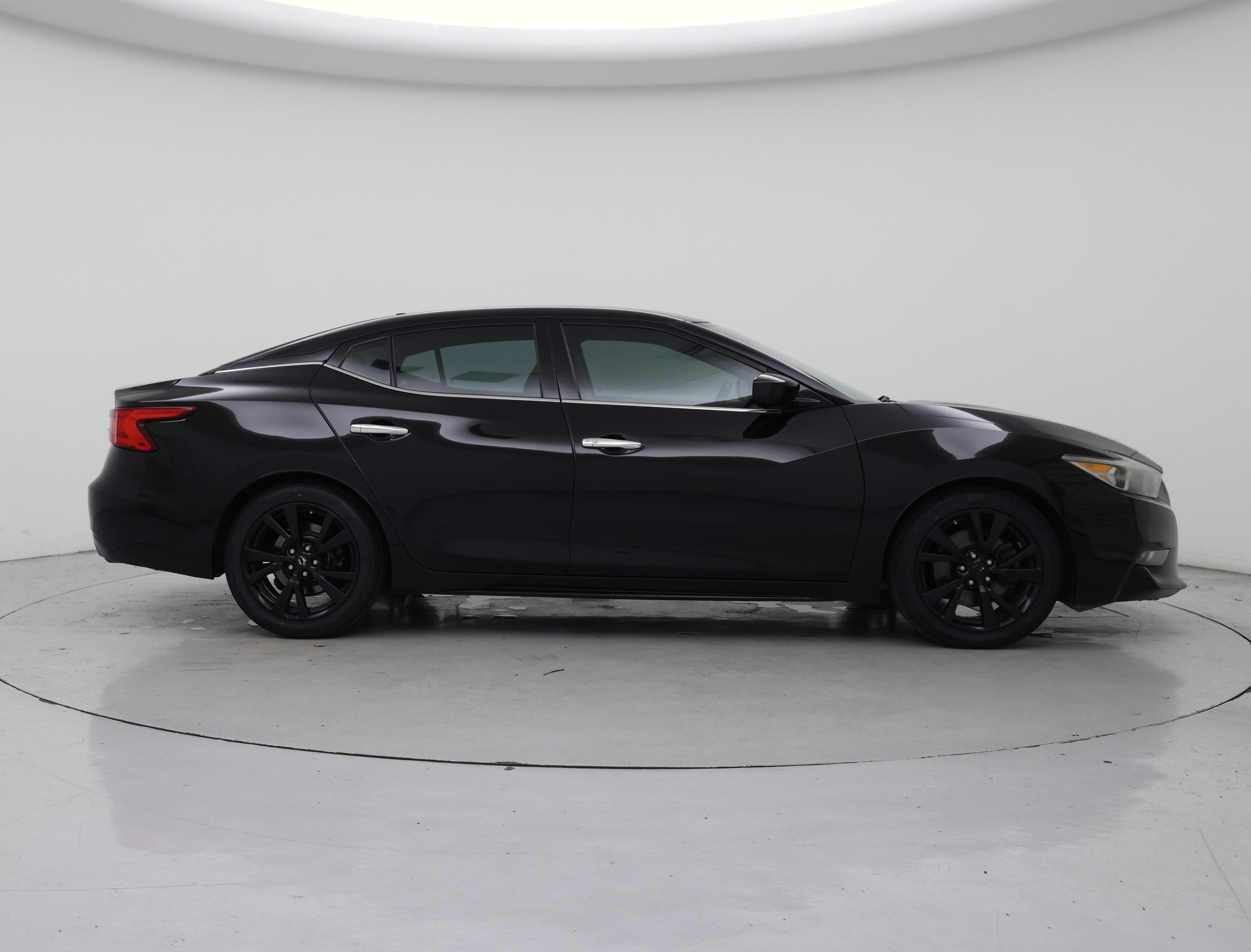 Thumbnail: 2017 Nissan Maxima - 7