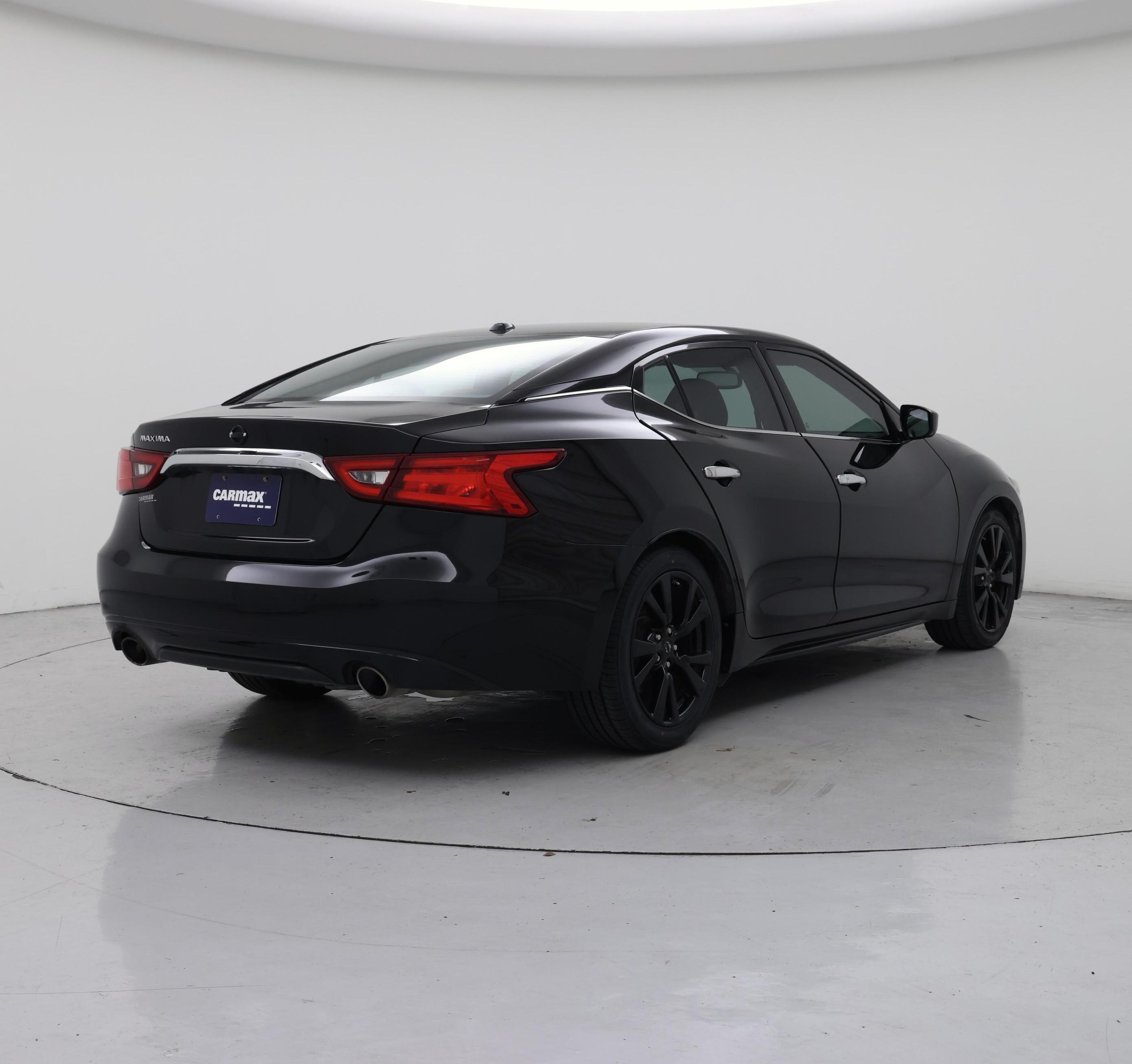 Thumbnail: 2017 Nissan Maxima - 8