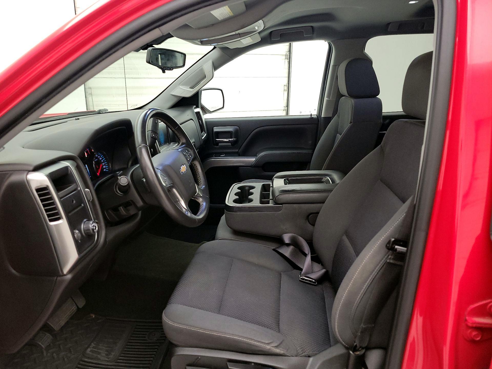 Thumbnail: 2018 Chevrolet Silverado 1500 - 11