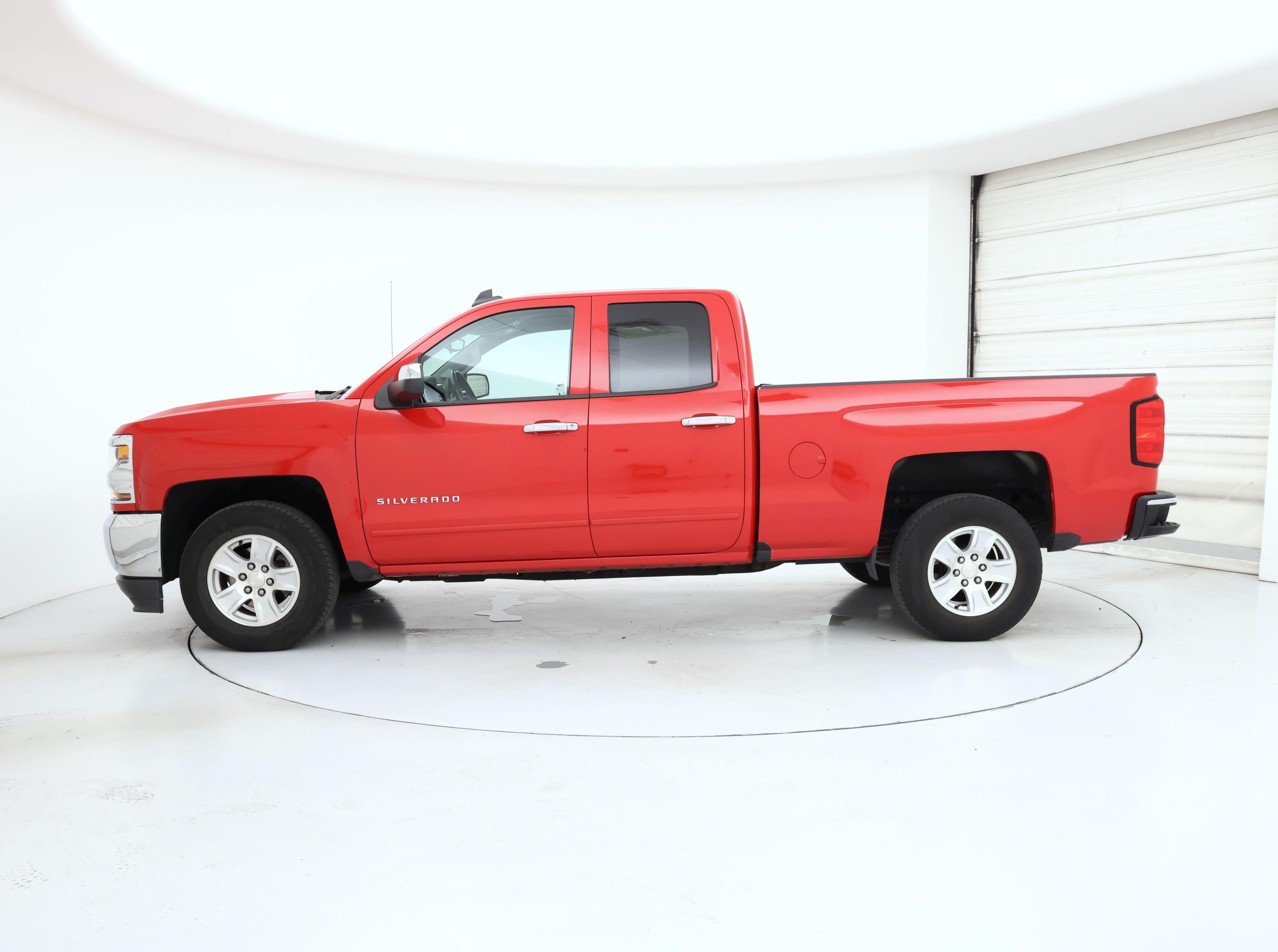 Thumbnail: 2018 Chevrolet Silverado 1500 - 3