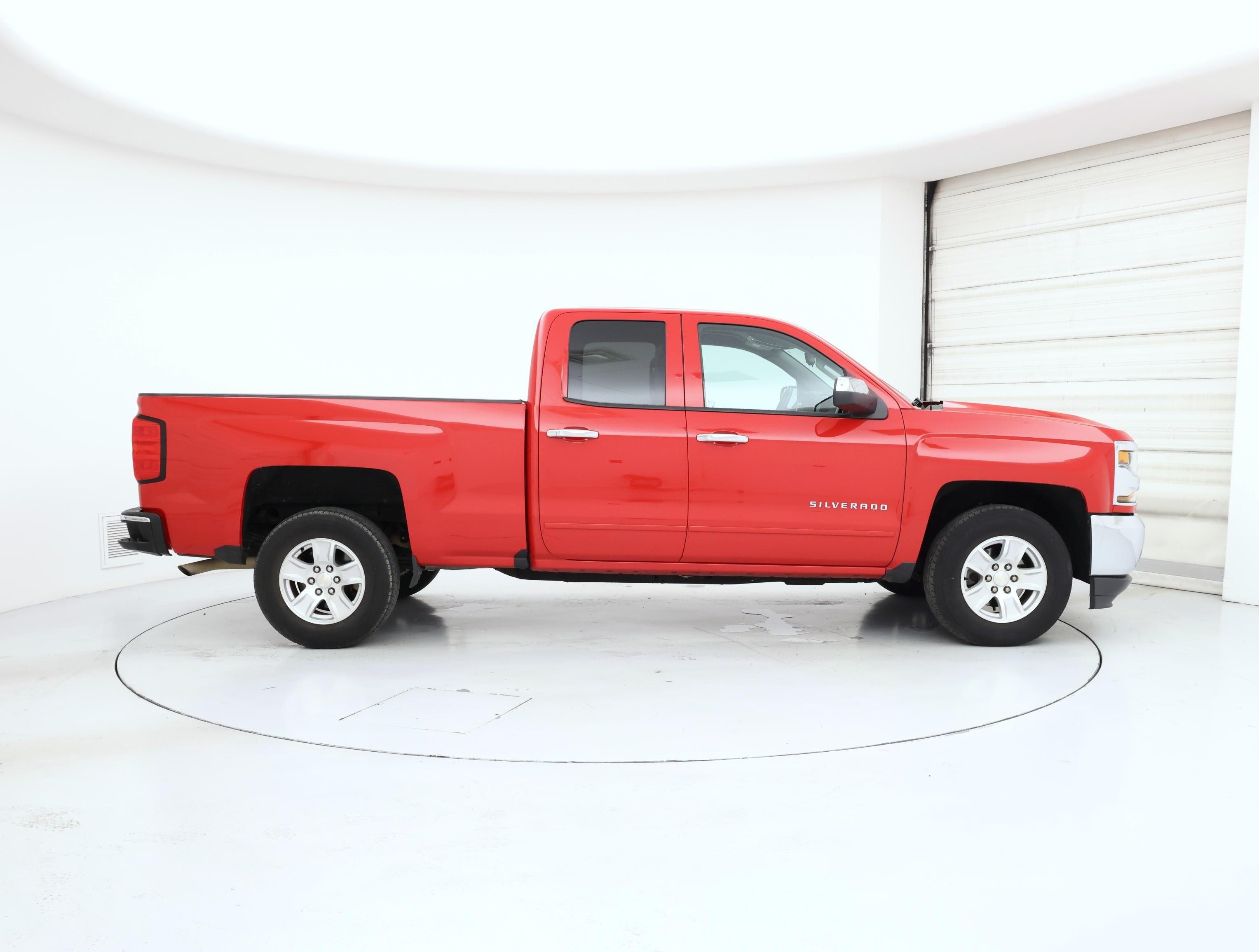 Thumbnail: 2018 Chevrolet Silverado 1500 - 7