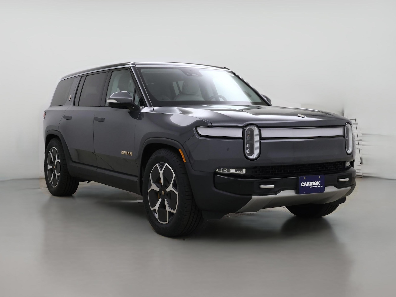 2023 Rivian R1S