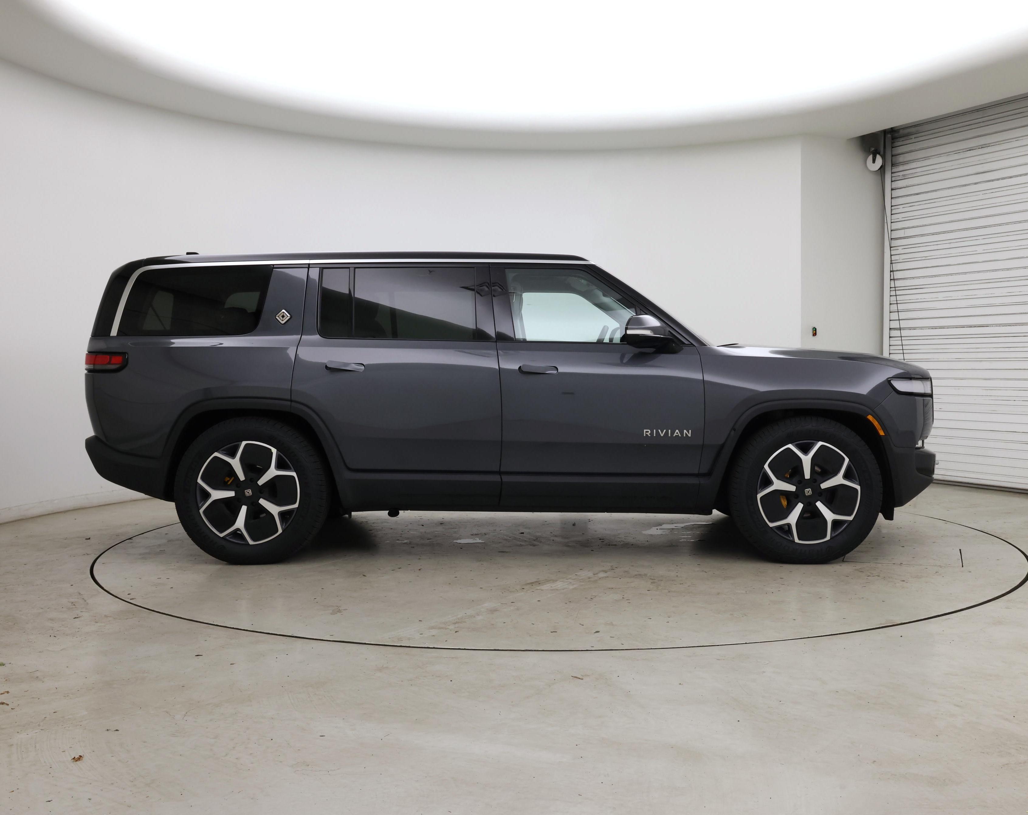Thumbnail: 2023 Rivian R1S - 7