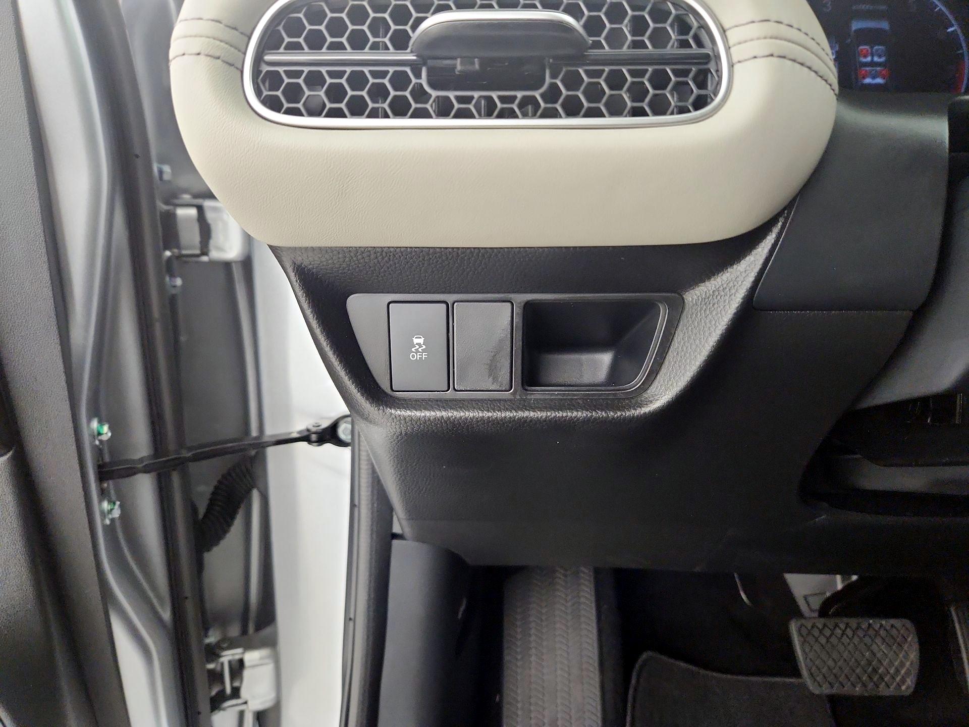 Thumbnail: 2026 Honda HR-V - 13