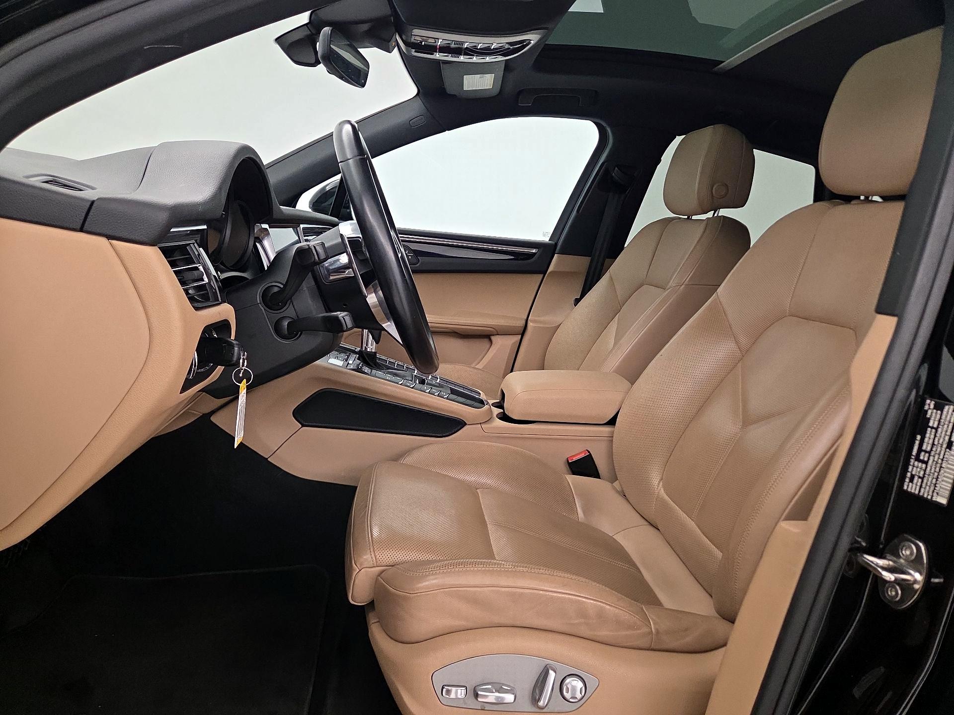 Thumbnail: 2019 Porsche Macan - 11