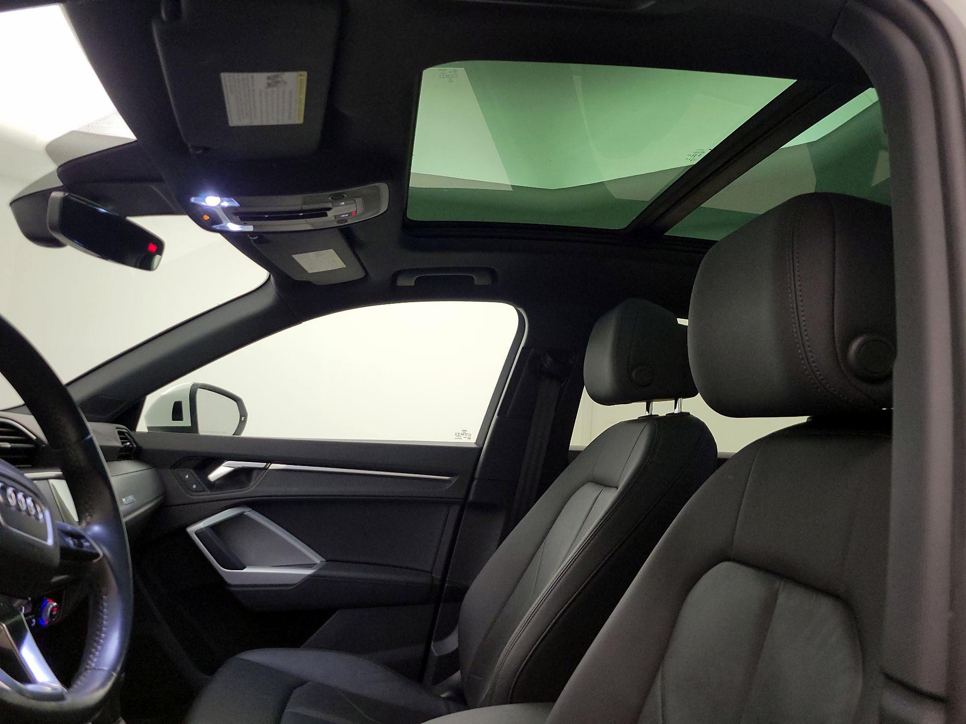 Thumbnail: 2020 Audi Q3 - 19