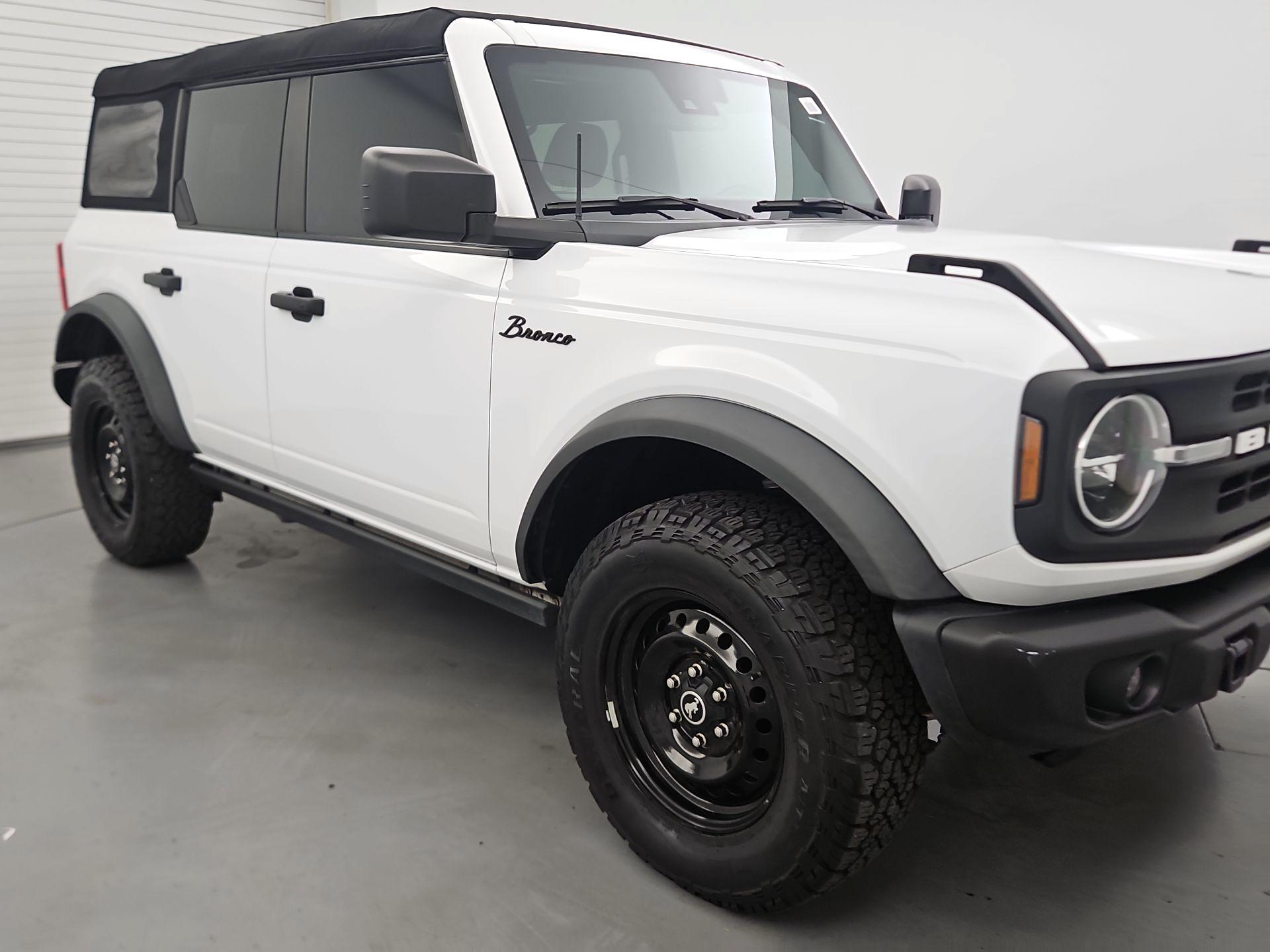 Thumbnail: 2023 Ford Bronco - 1