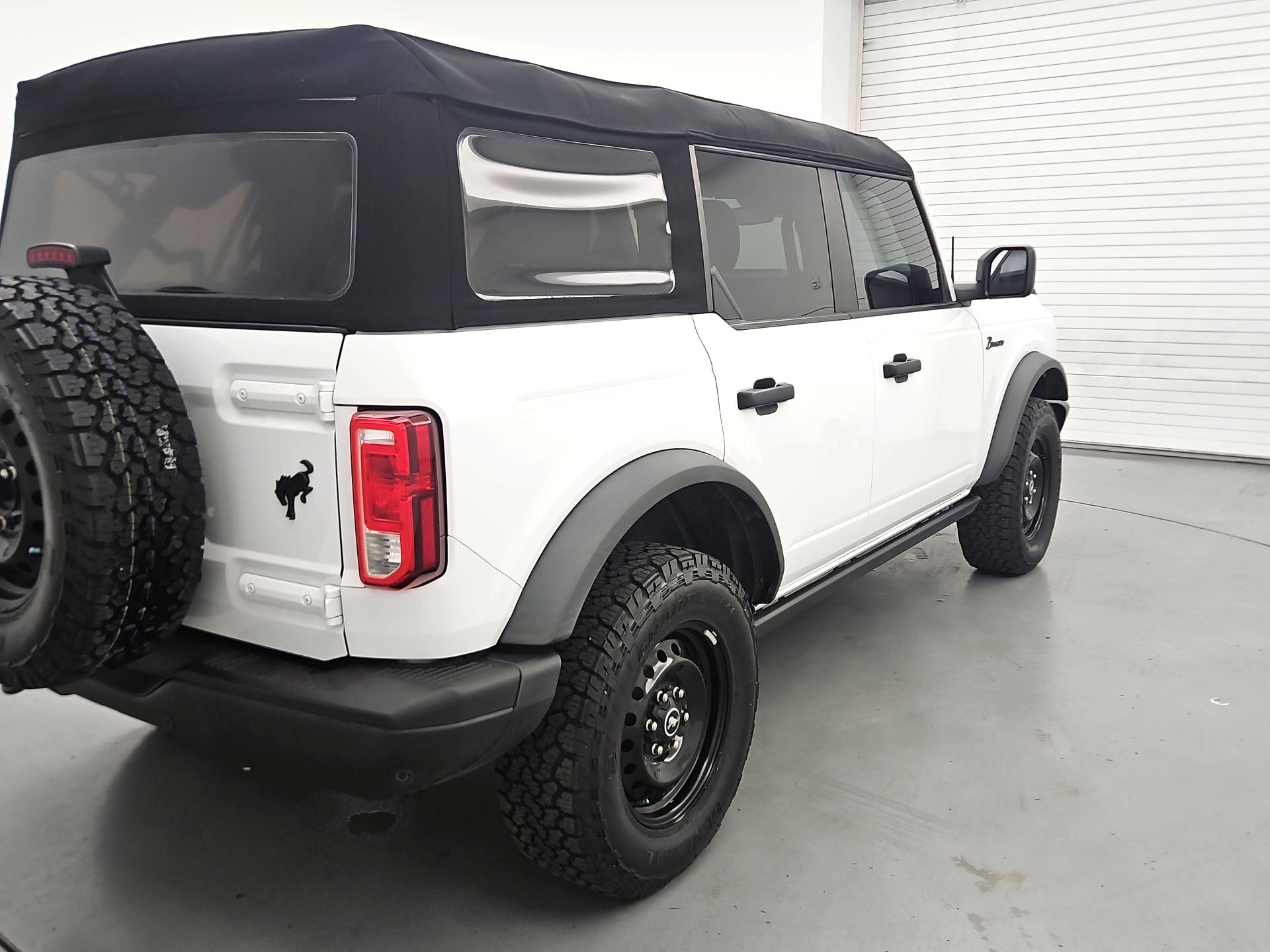 Thumbnail: 2023 Ford Bronco - 5