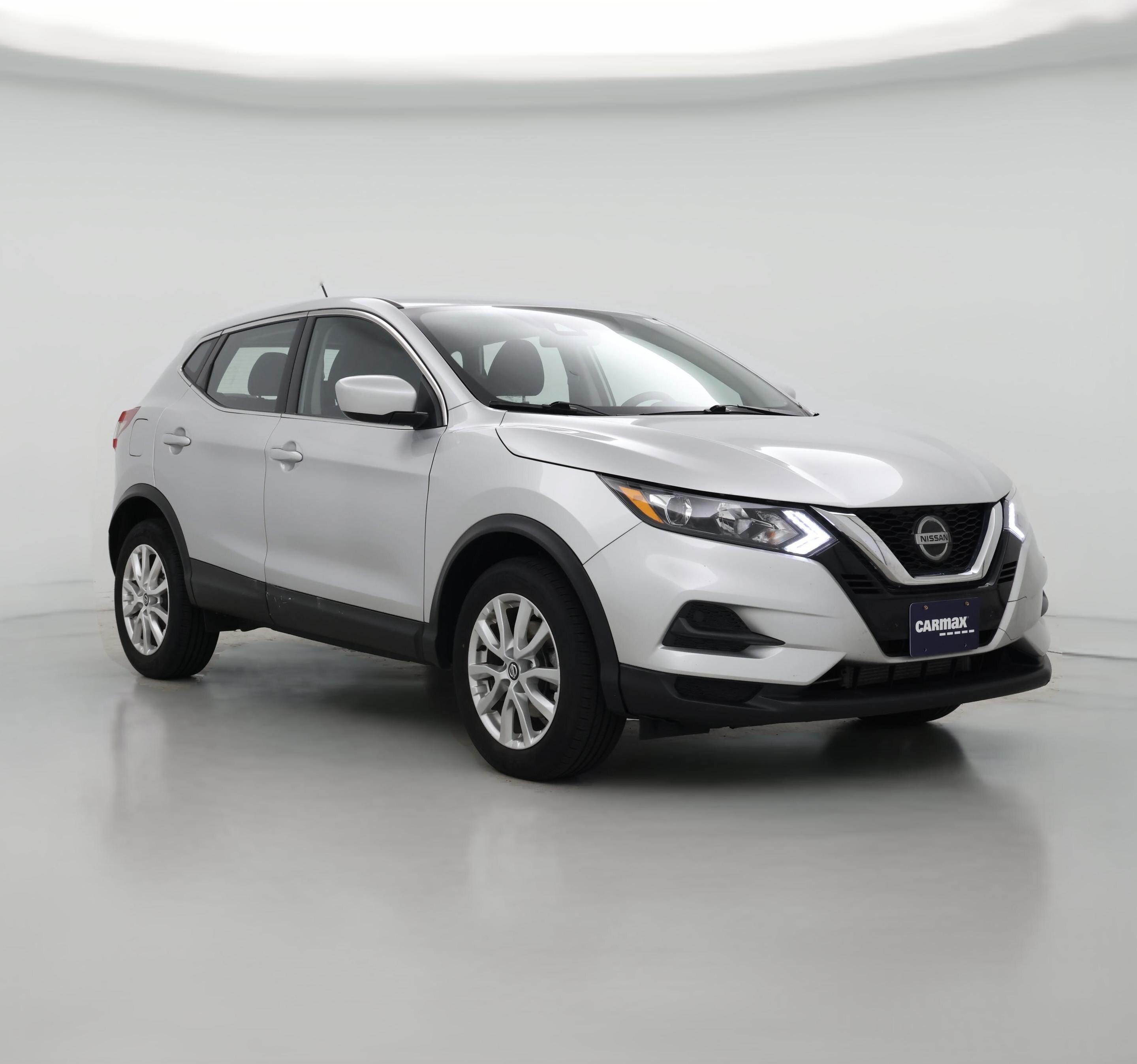 Thumbnail: 2021 Nissan Rogue Sport - 1