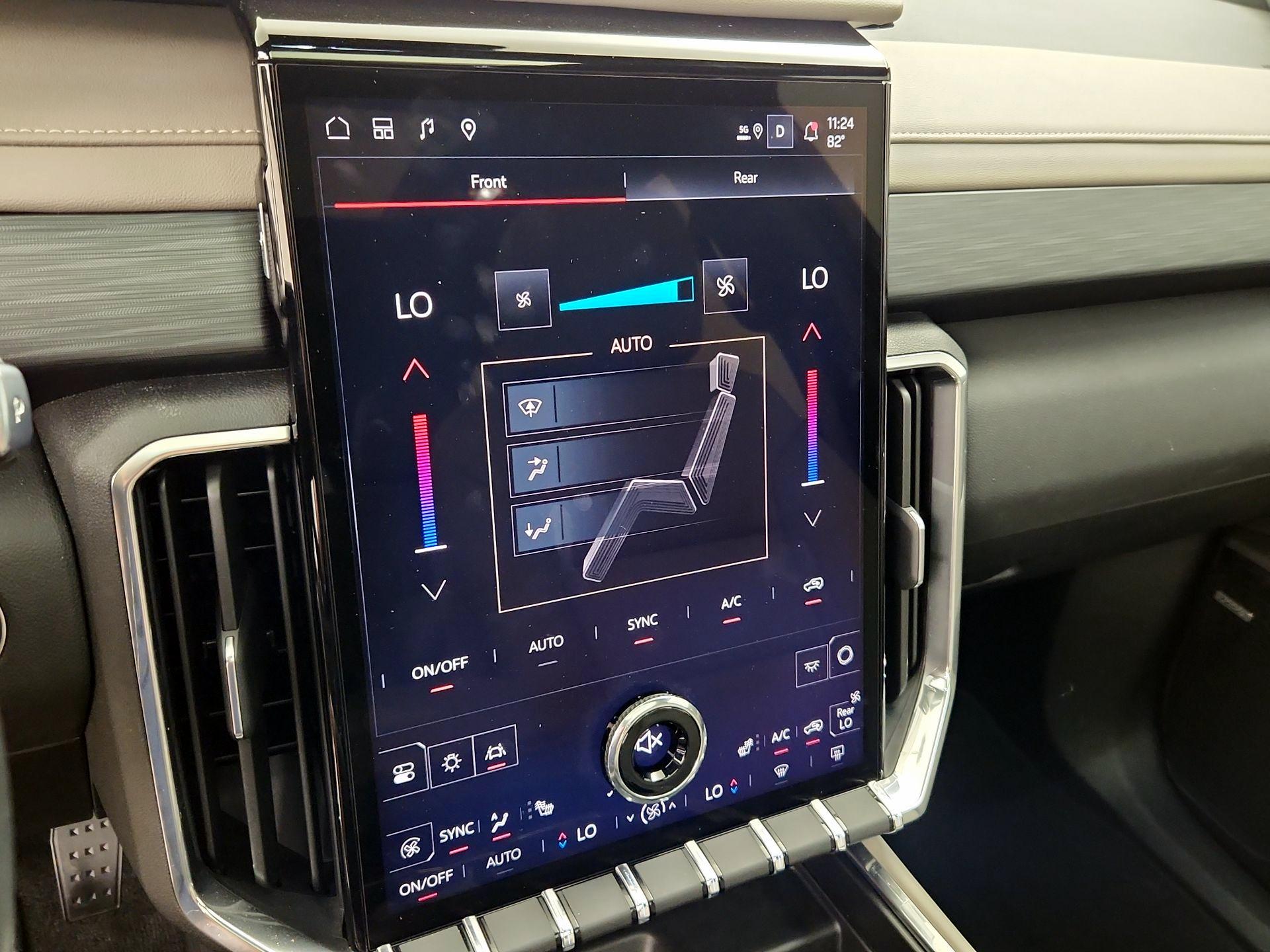Thumbnail: 2025 GMC Acadia - 16