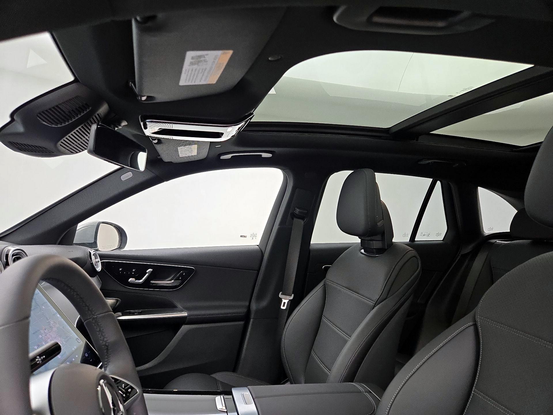 Thumbnail: 2026 Mercedes-Benz GLC - 20