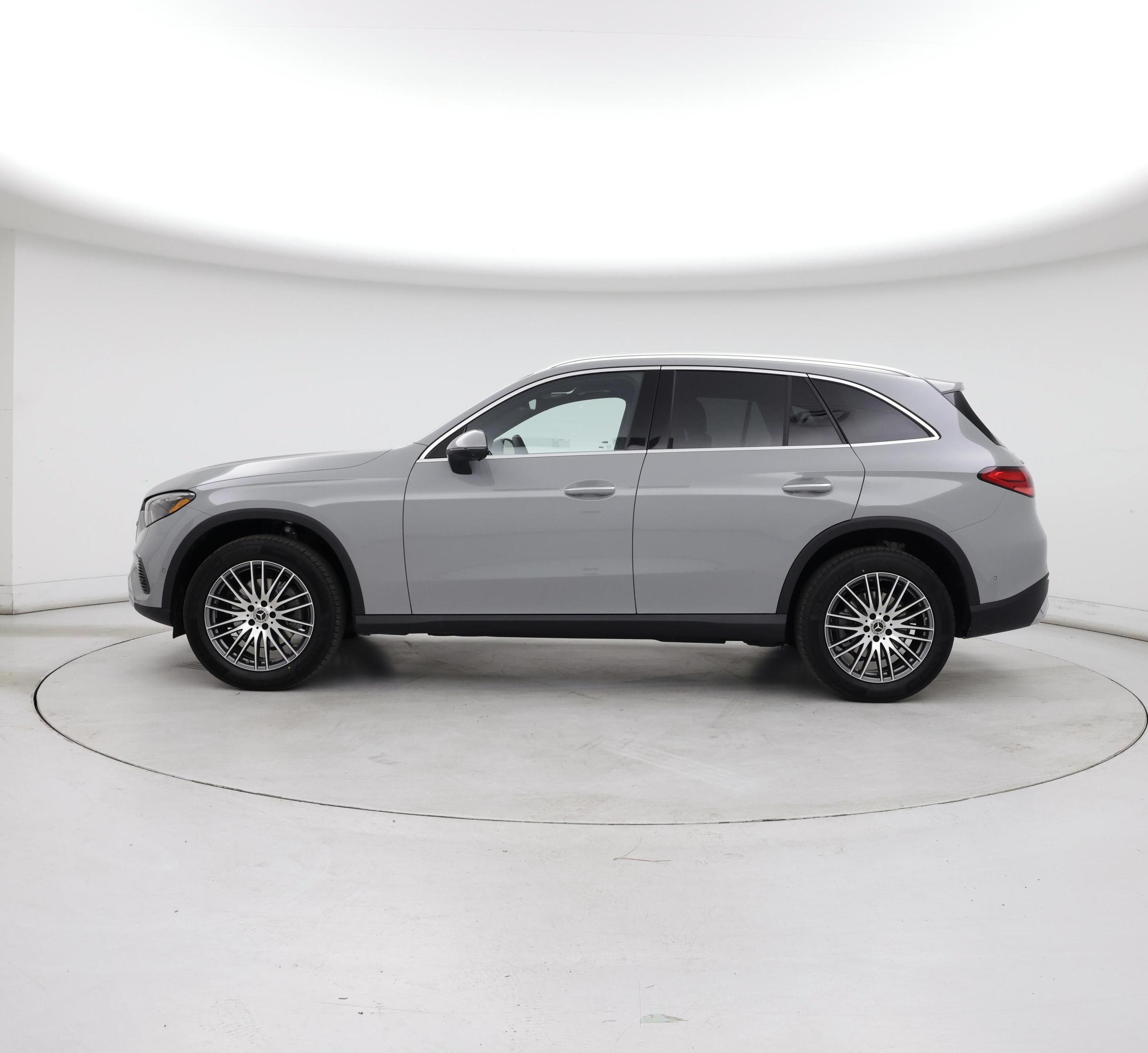 Thumbnail: 2026 Mercedes-Benz GLC - 3