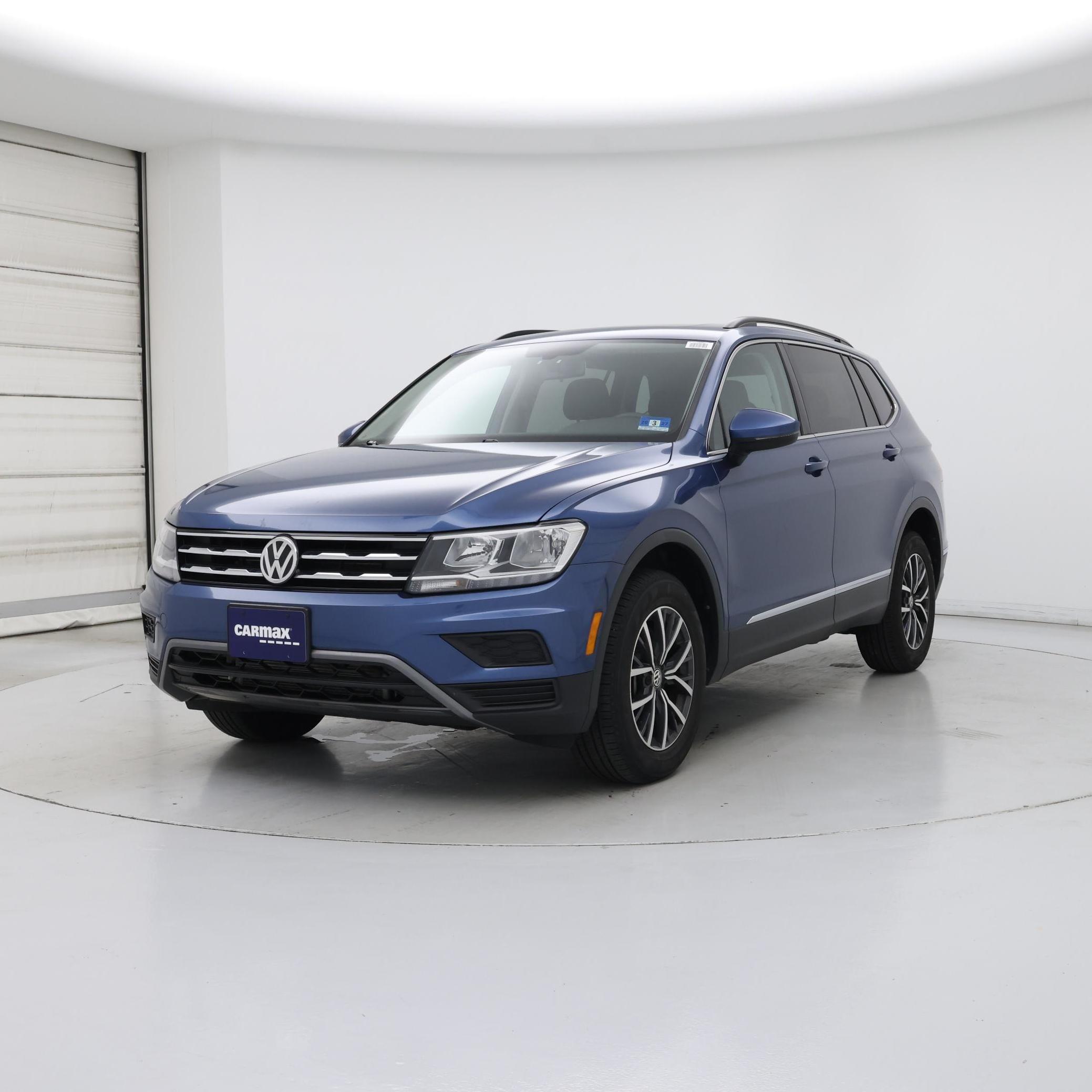 Thumbnail: 2020 Volkswagen Tiguan - 4