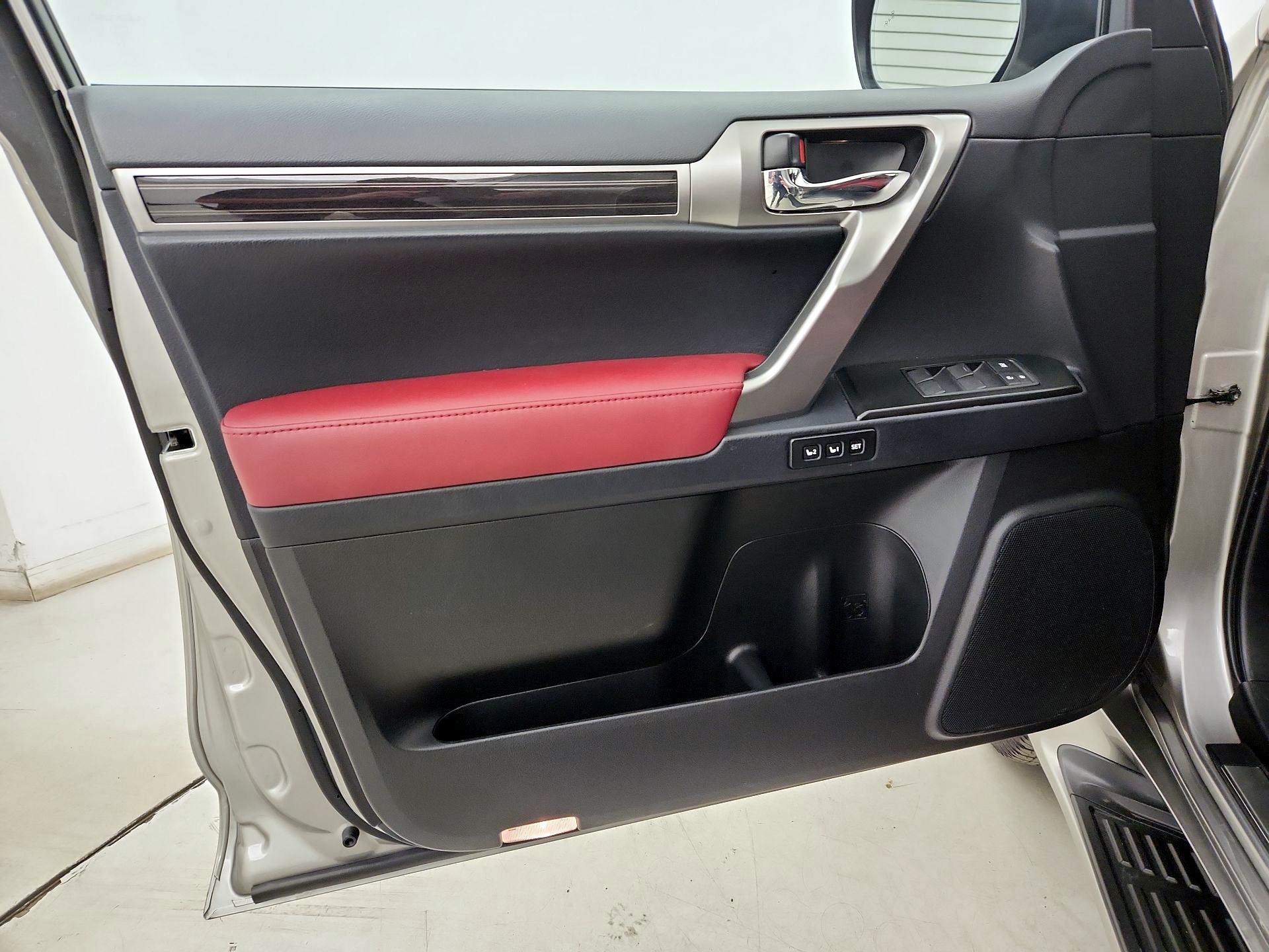 Thumbnail: 2022 Lexus GX - 12